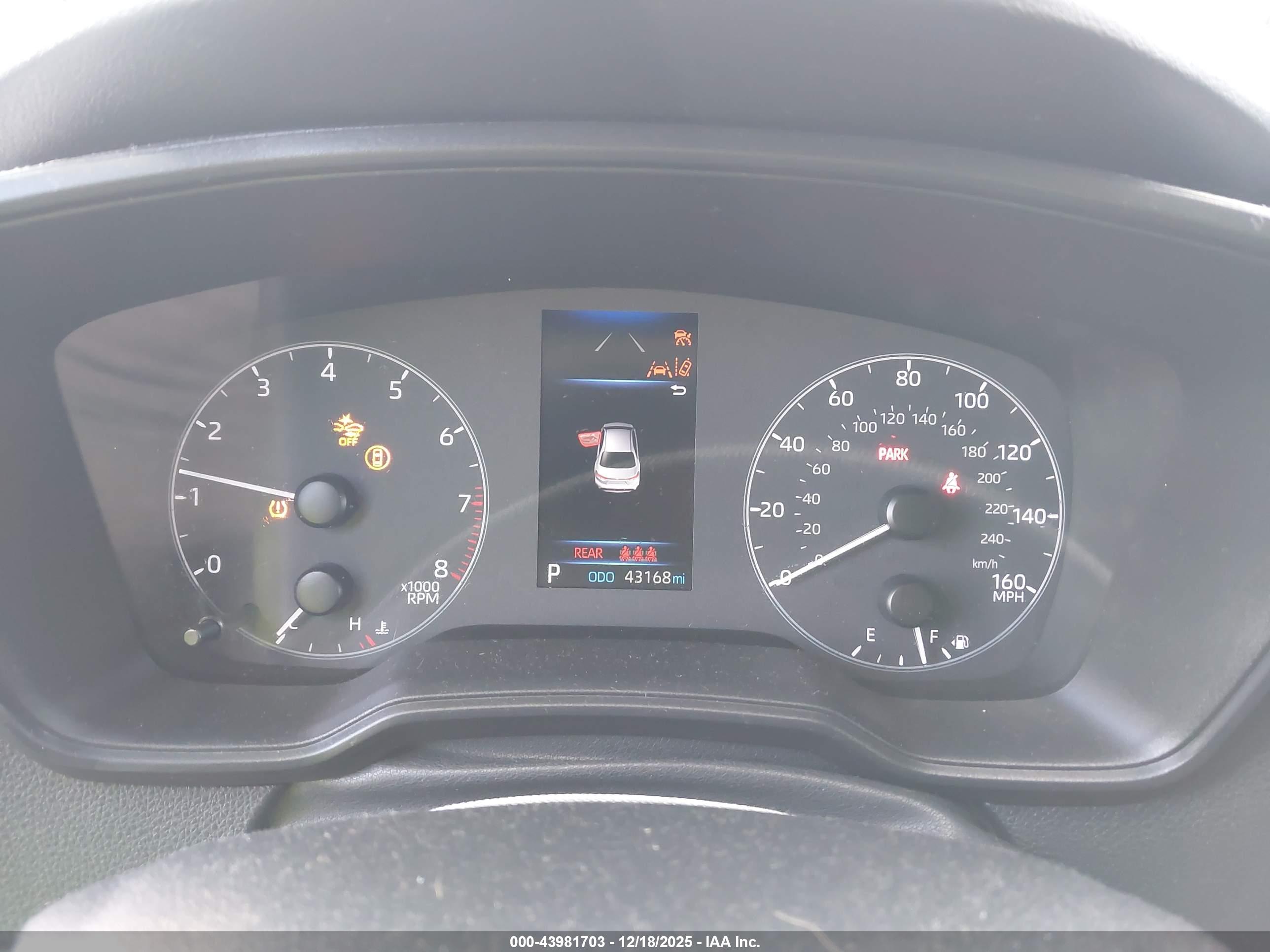 TOYOTA COROLLA image 7
