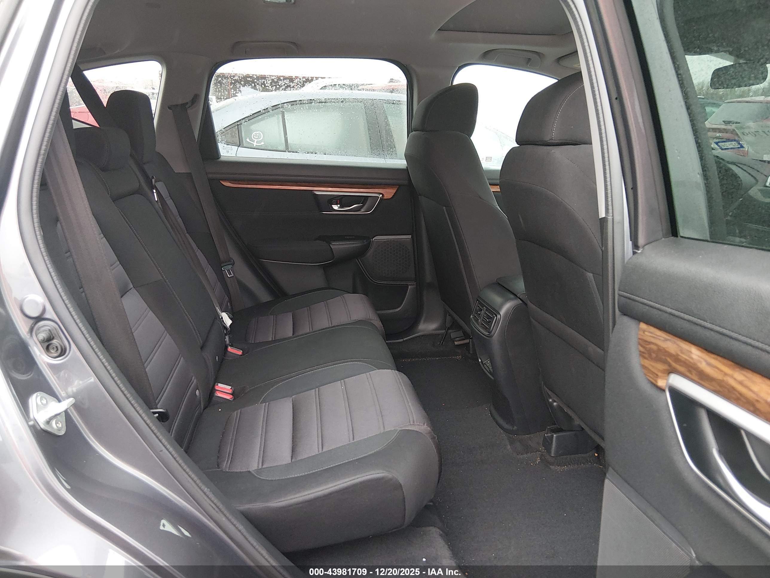 HONDA CR-V image 8