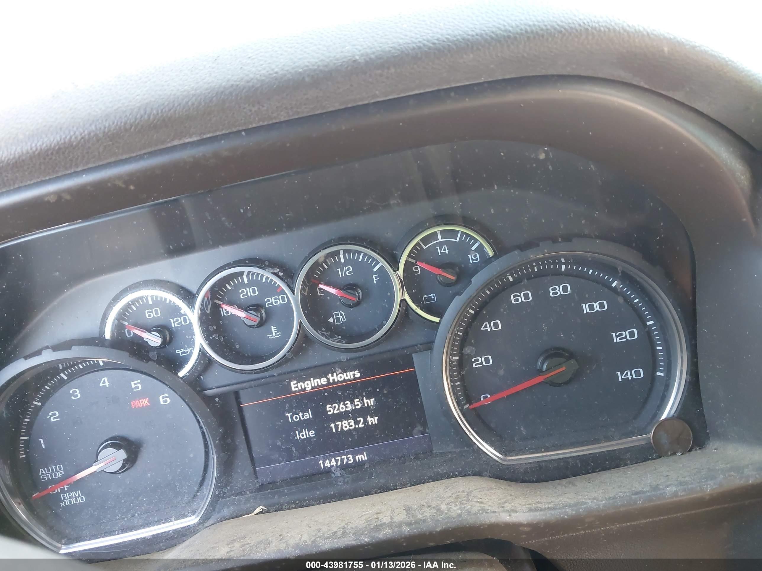 CHEVROLET SILVERADO image 7