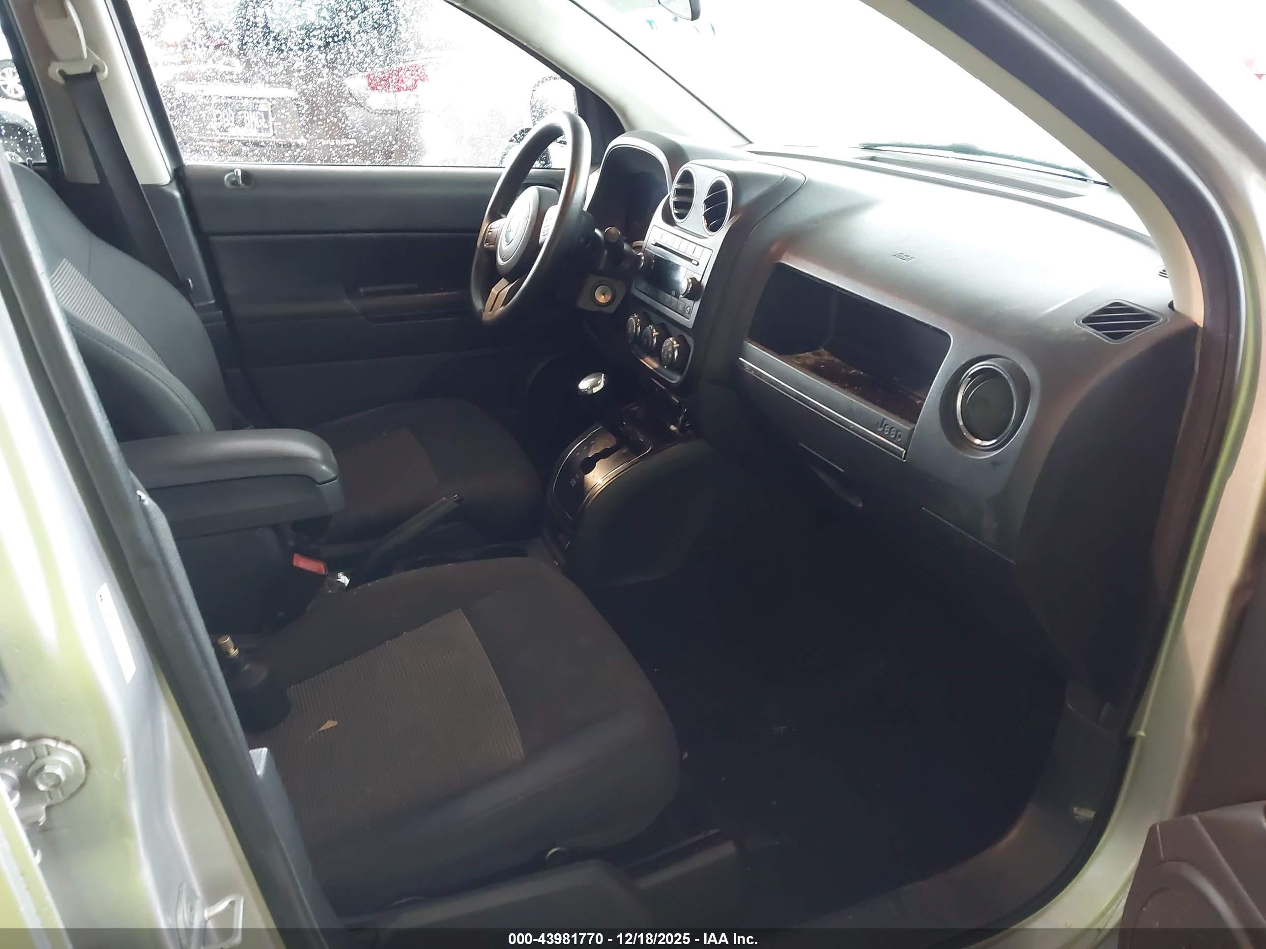 JEEP COMPASS image 5