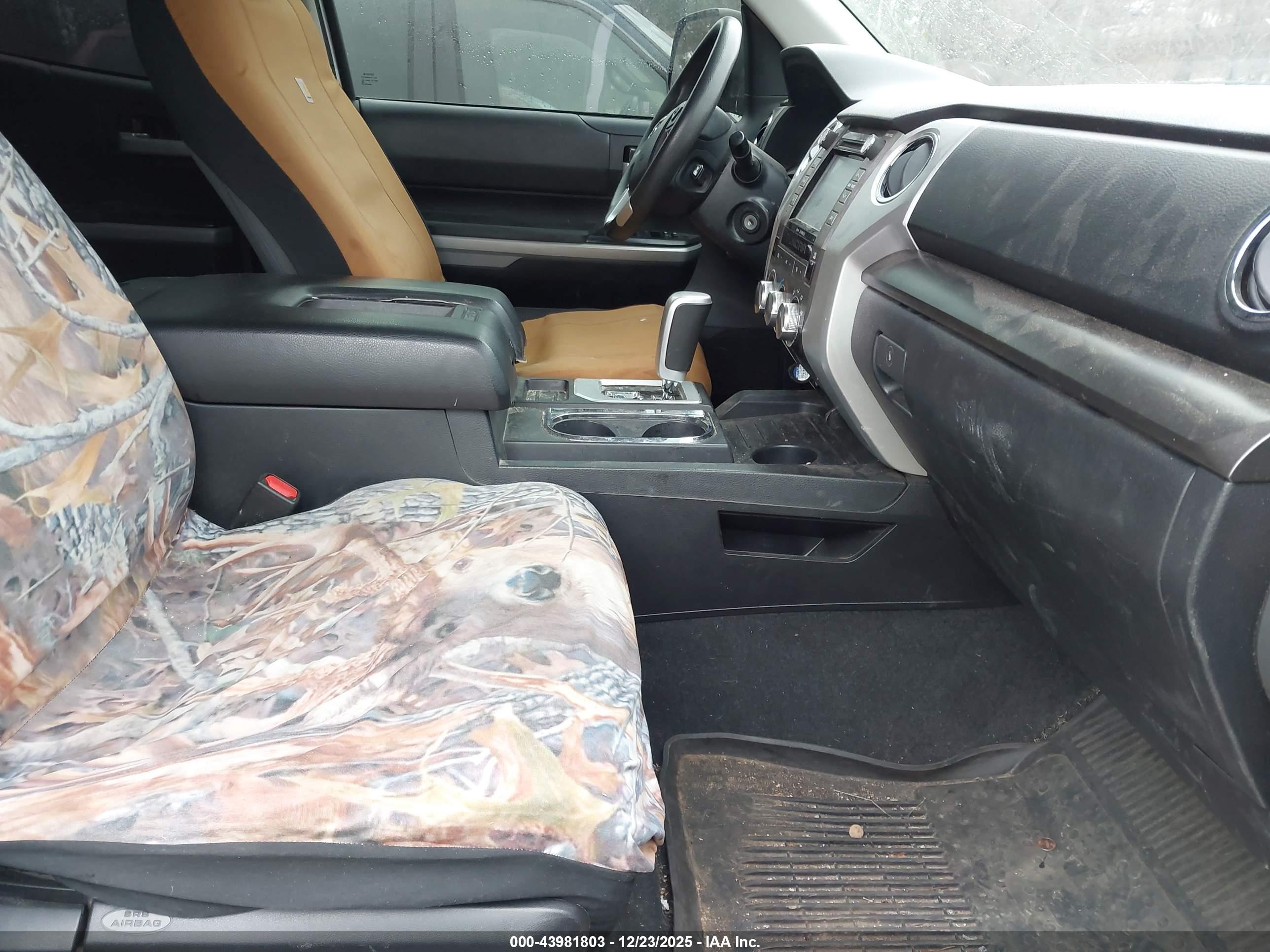 TOYOTA TUNDRA image 5