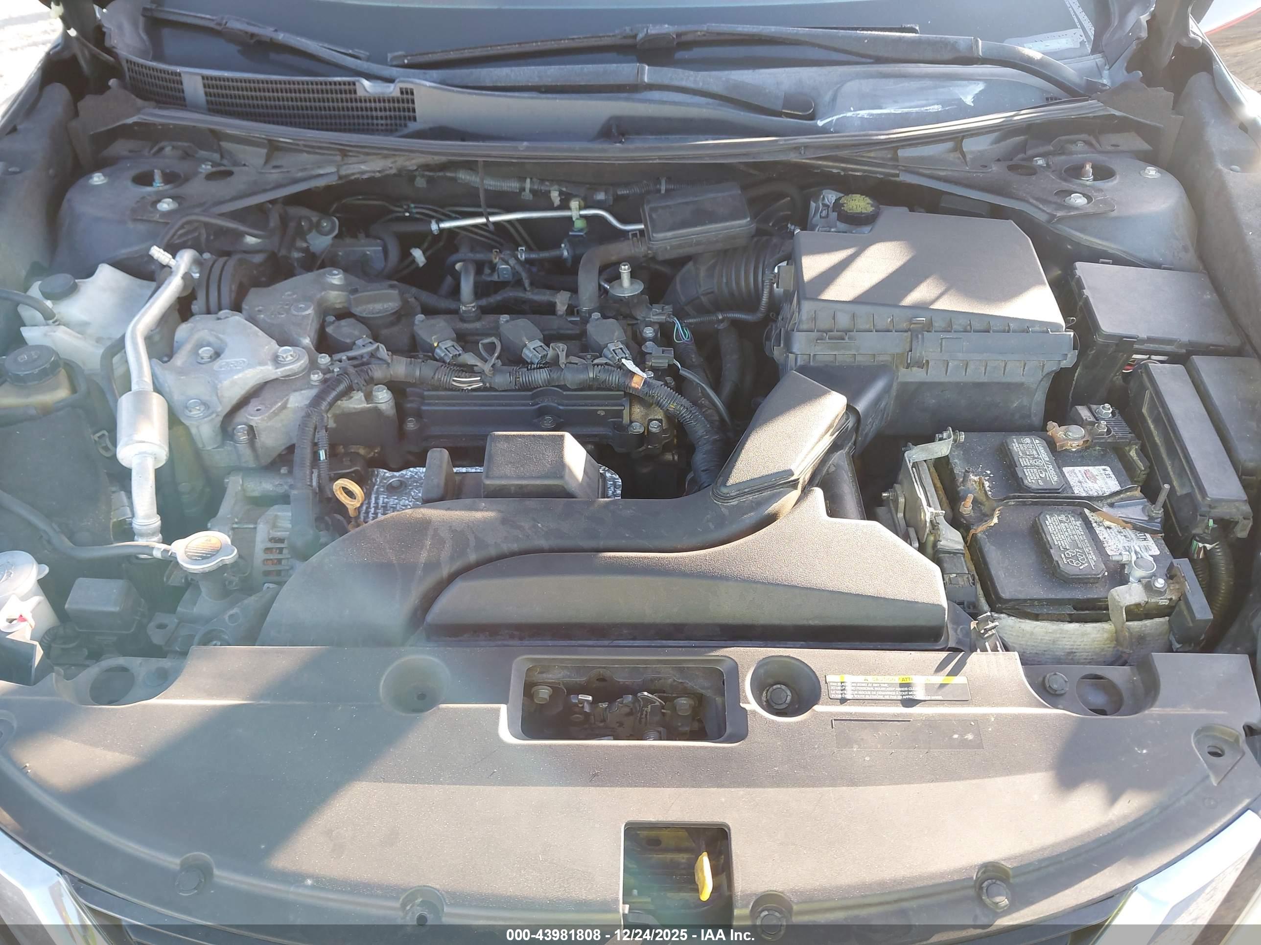 NISSAN ALTIMA image 10