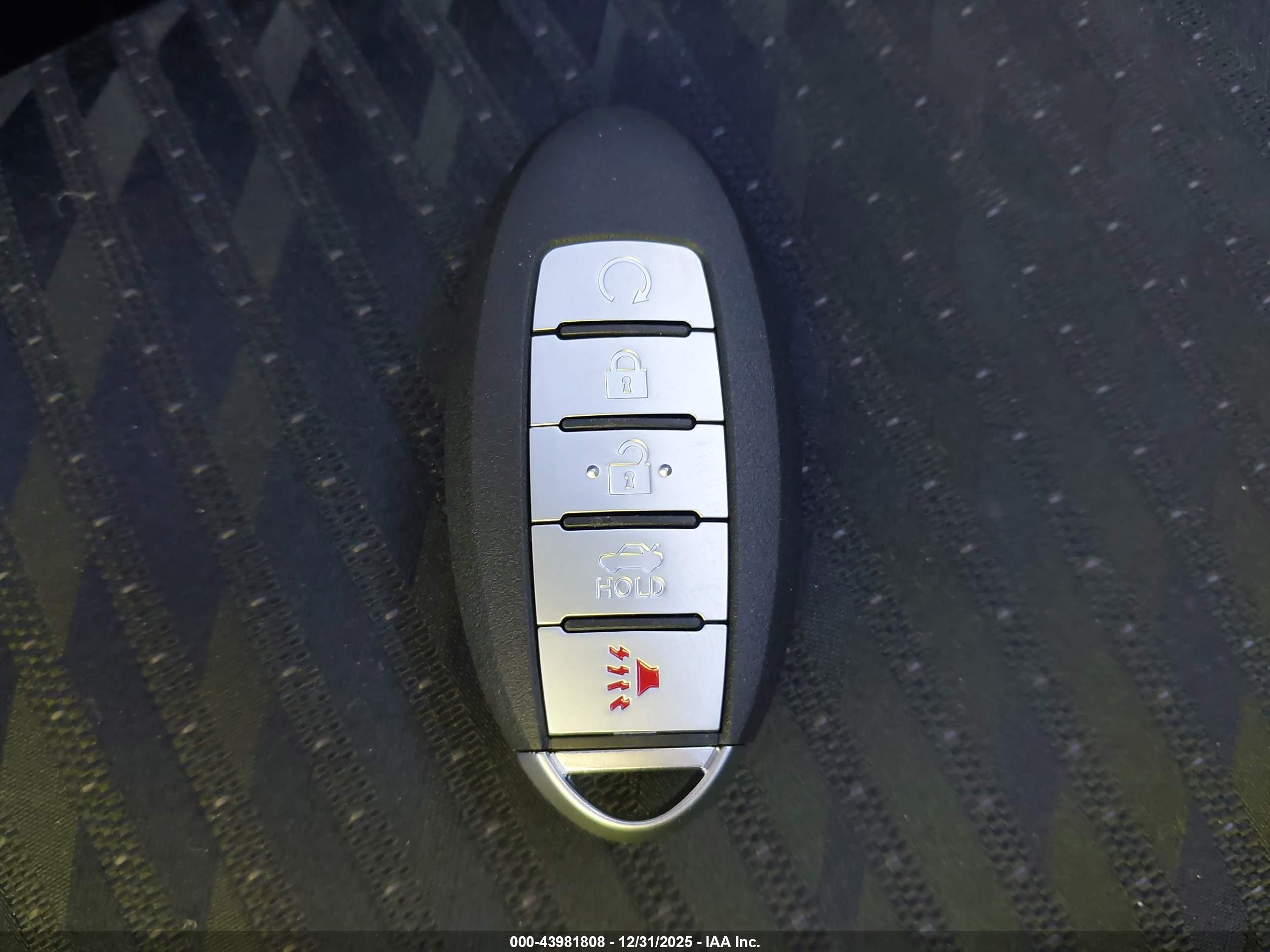 NISSAN ALTIMA image 11