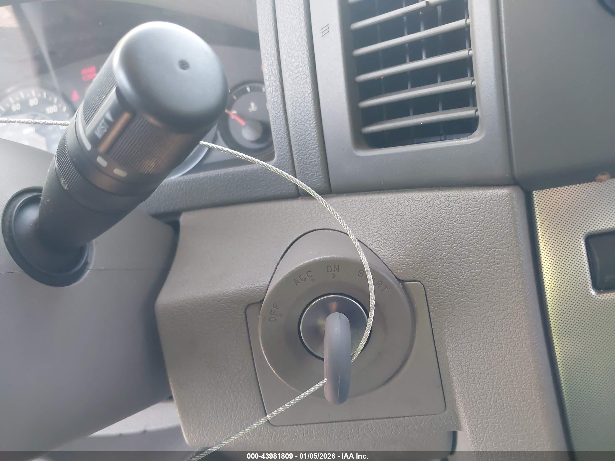 JEEP GRAND image 11