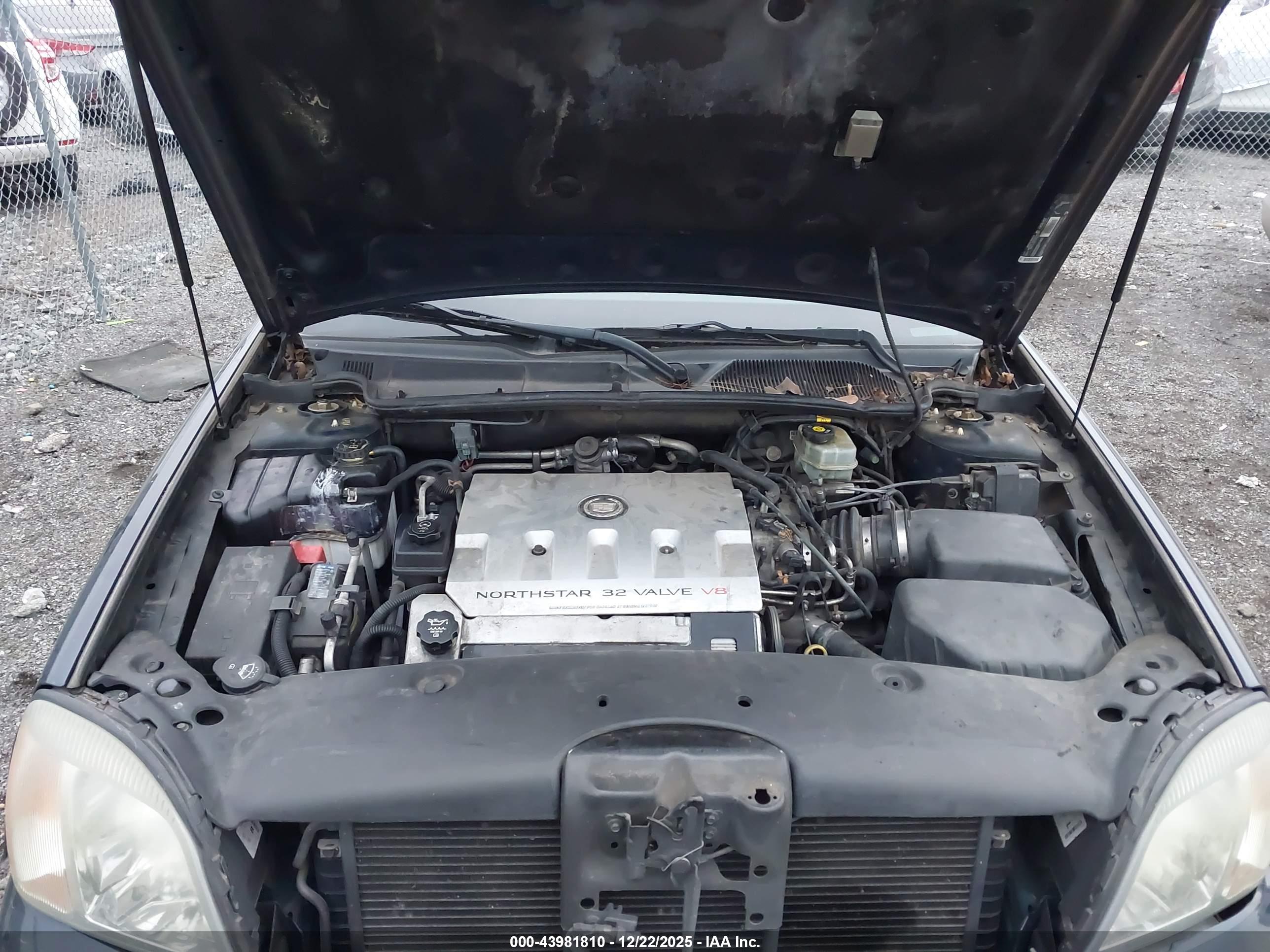CADILLAC DEVILLE image 10