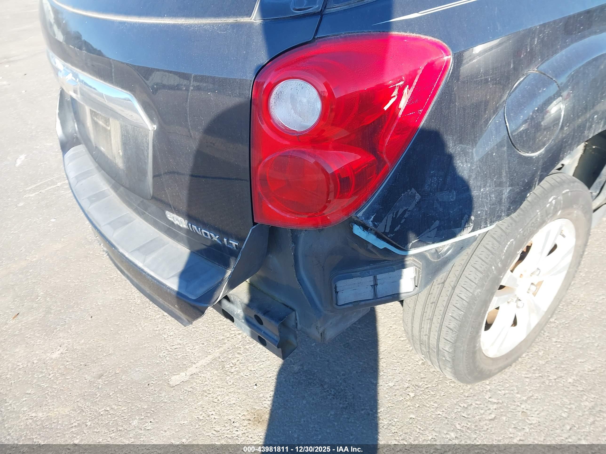CHEVROLET EQUINOX image 6