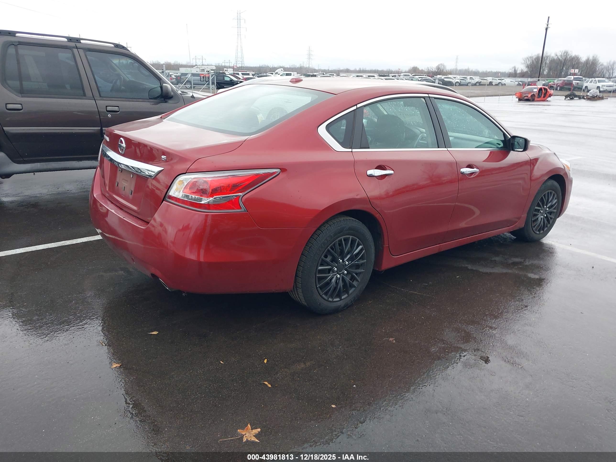 NISSAN ALTIMA image 4