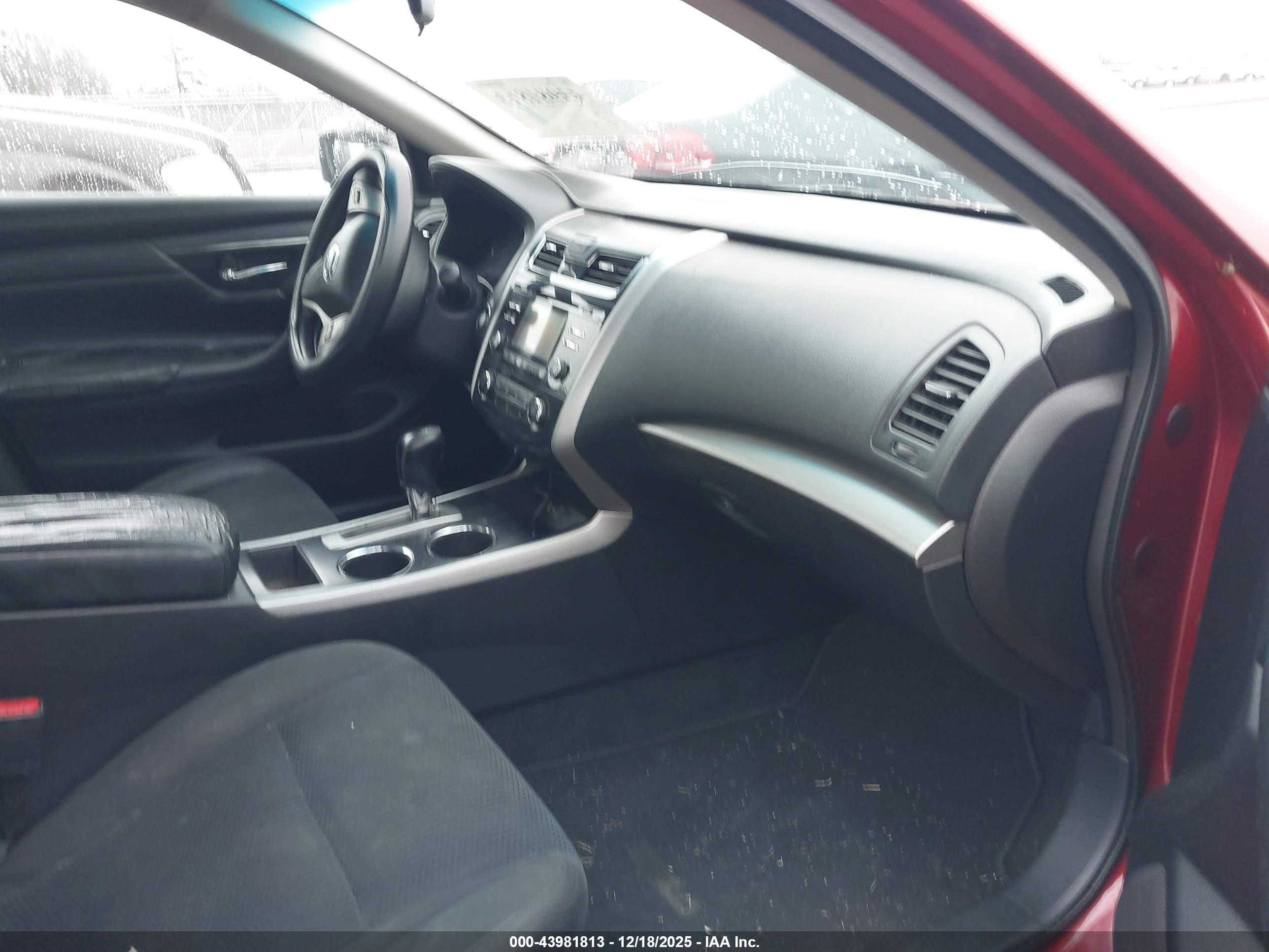 NISSAN ALTIMA image 5