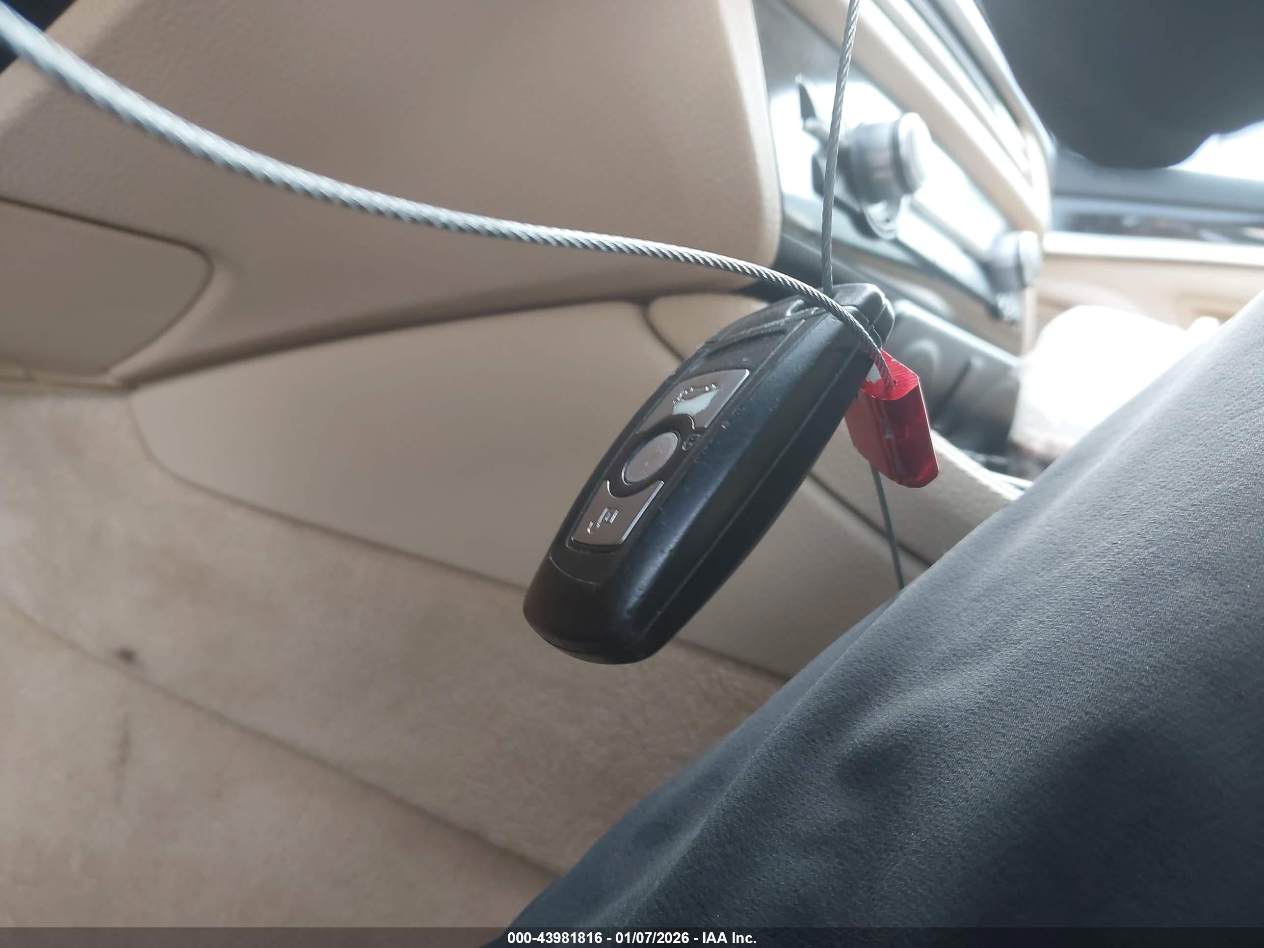 BMW 328I image 11