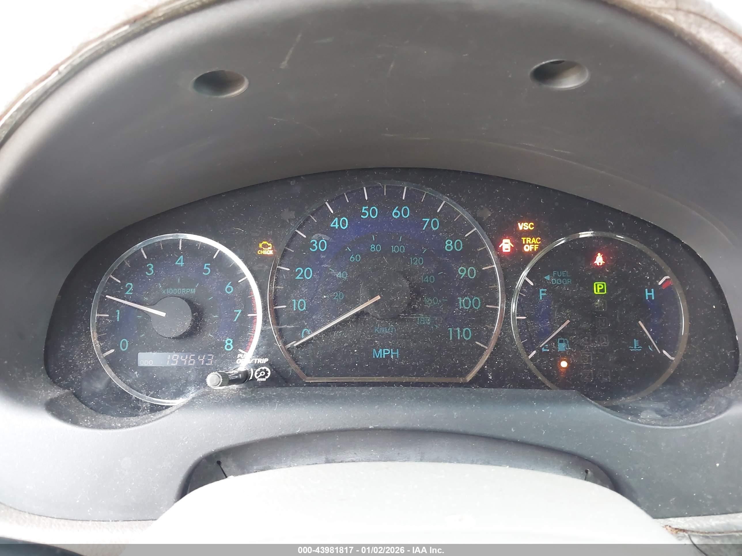 TOYOTA SIENNA image 7
