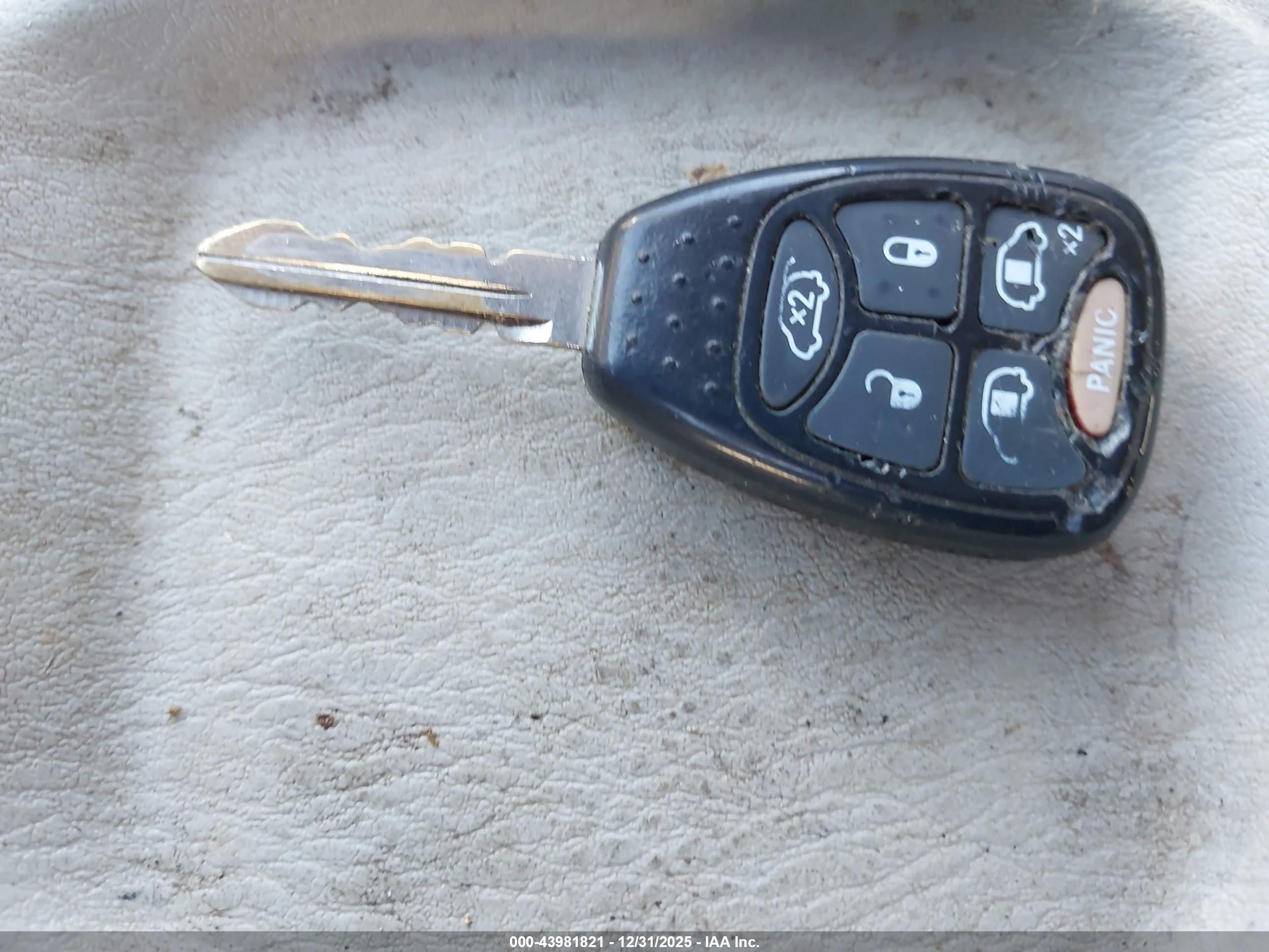 CHRYSLER TOWN image 11
