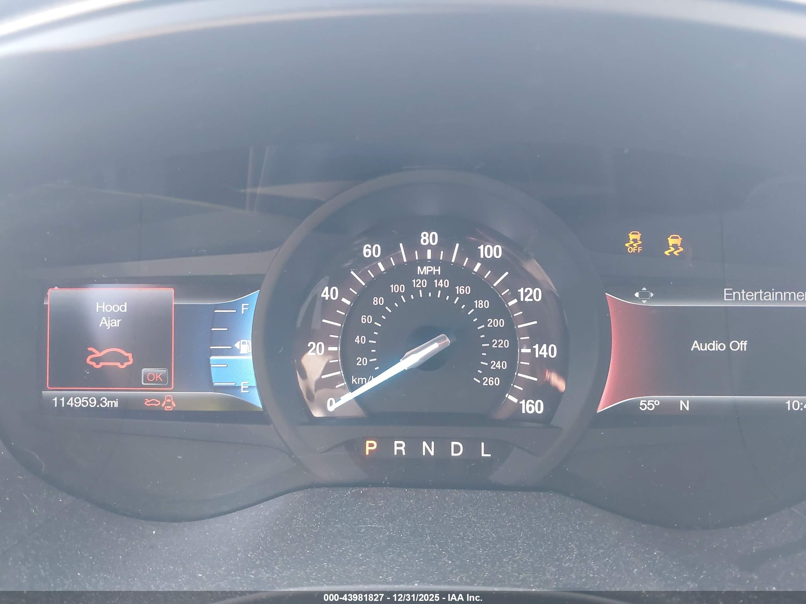 FORD FUSION image 7