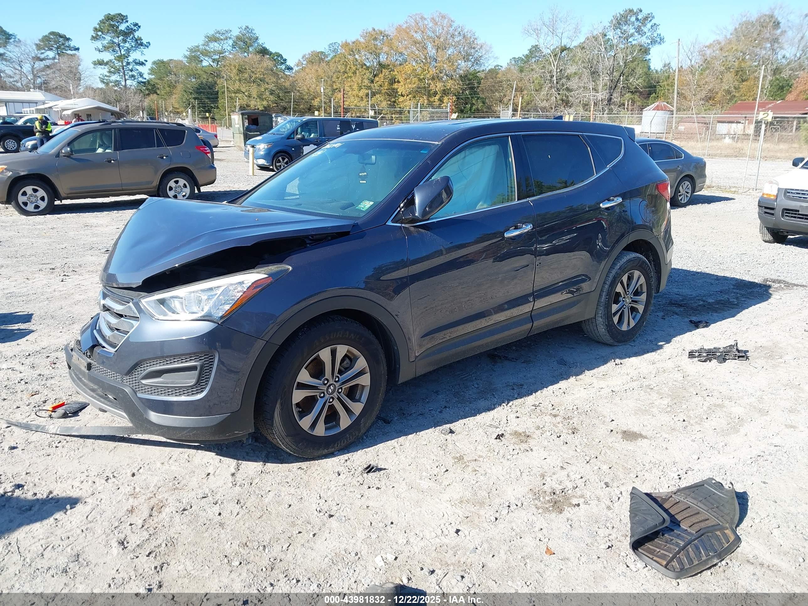 HYUNDAI SANTA image 2