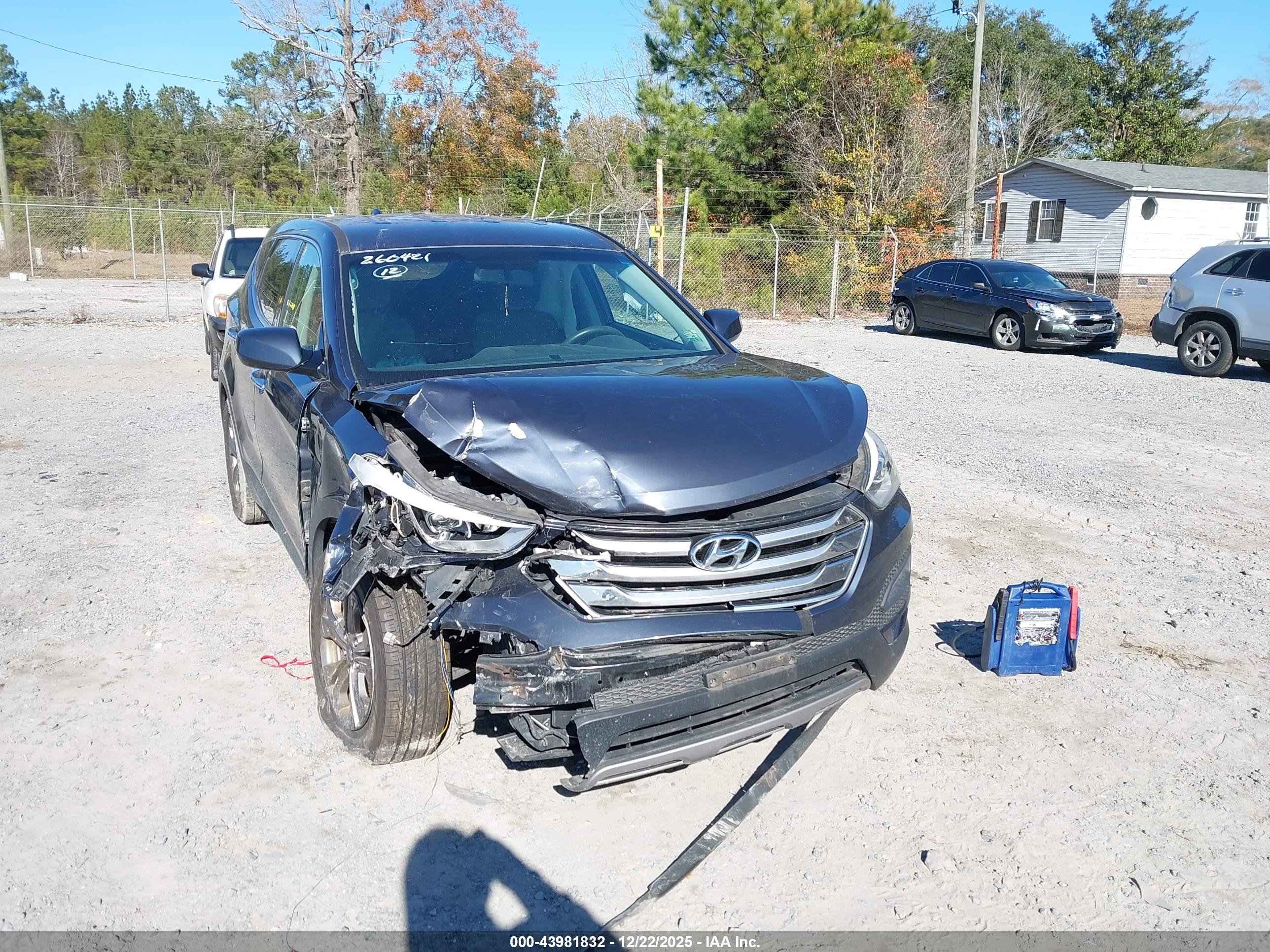 HYUNDAI SANTA image 6