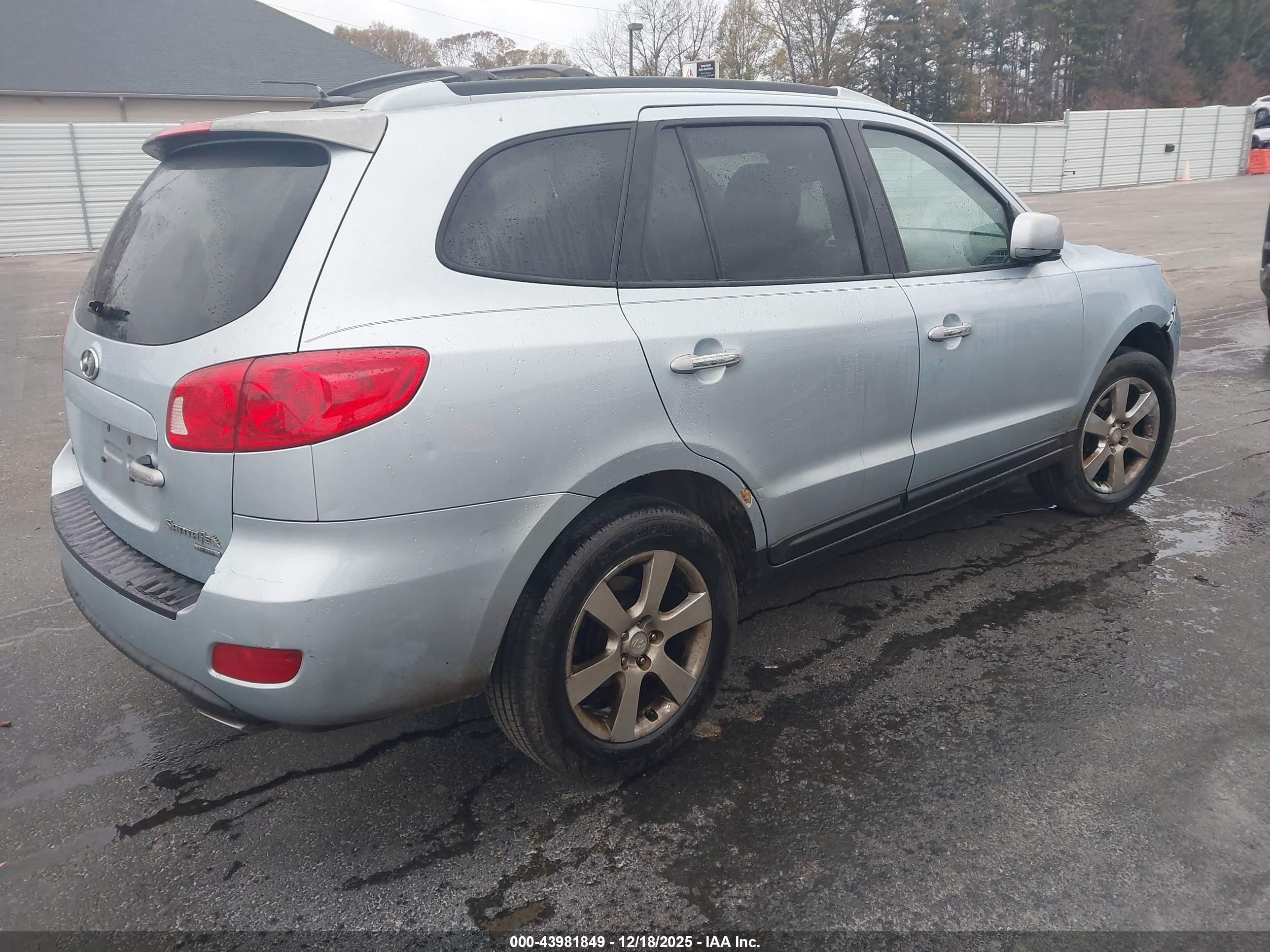 HYUNDAI SANTA image 4