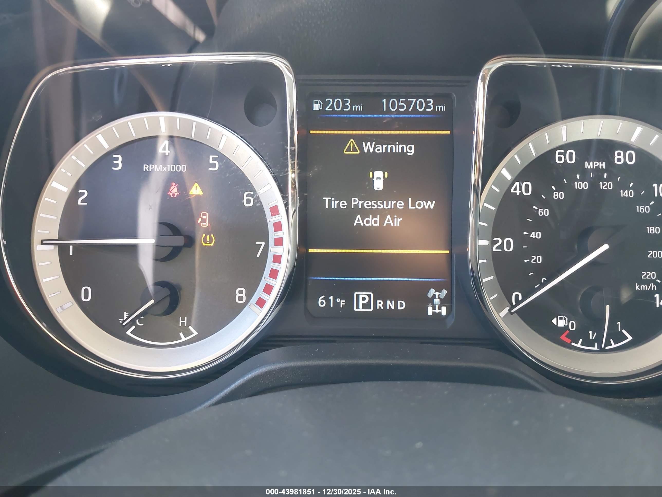 NISSAN TITAN image 7