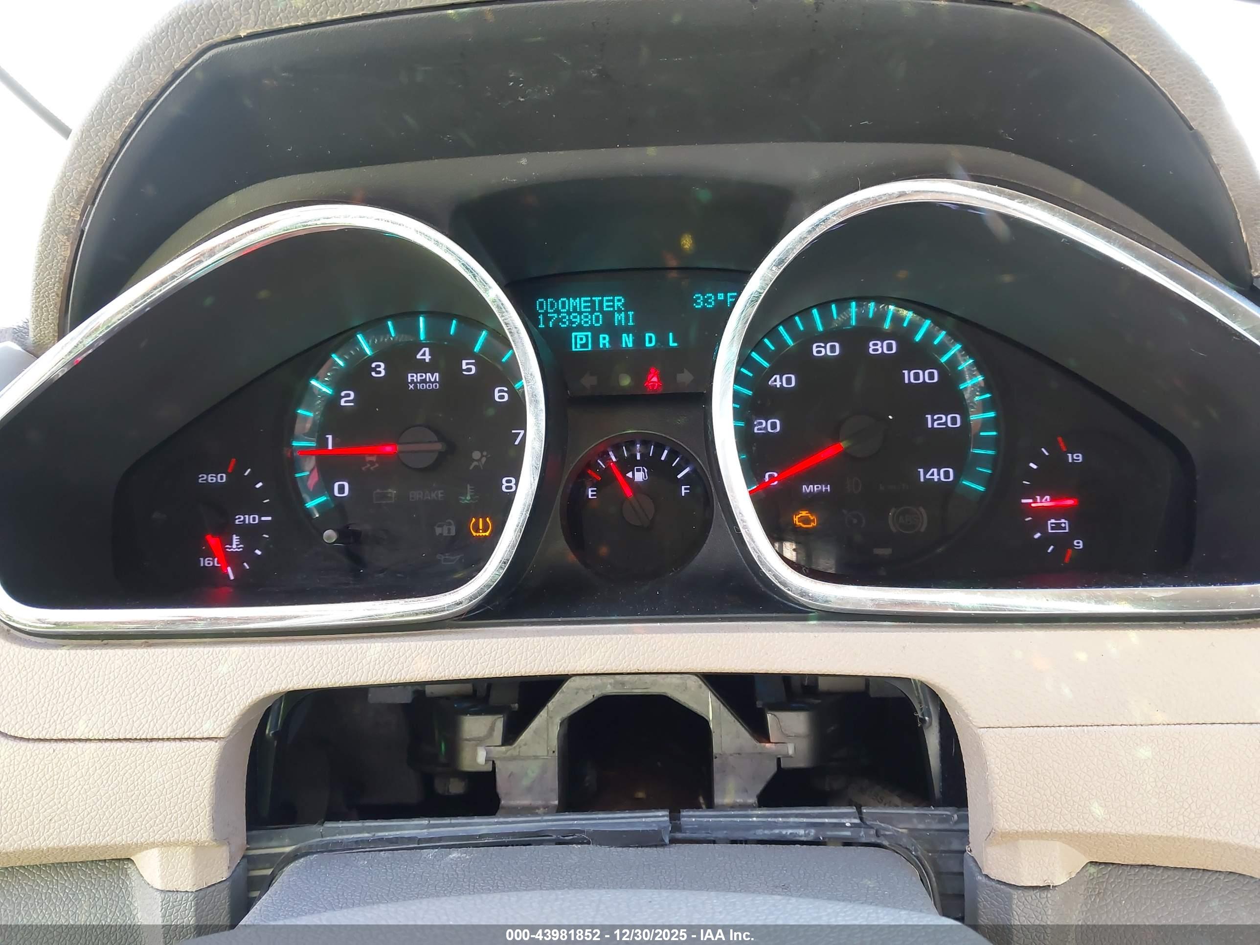 CHEVROLET TRAVERSE image 7