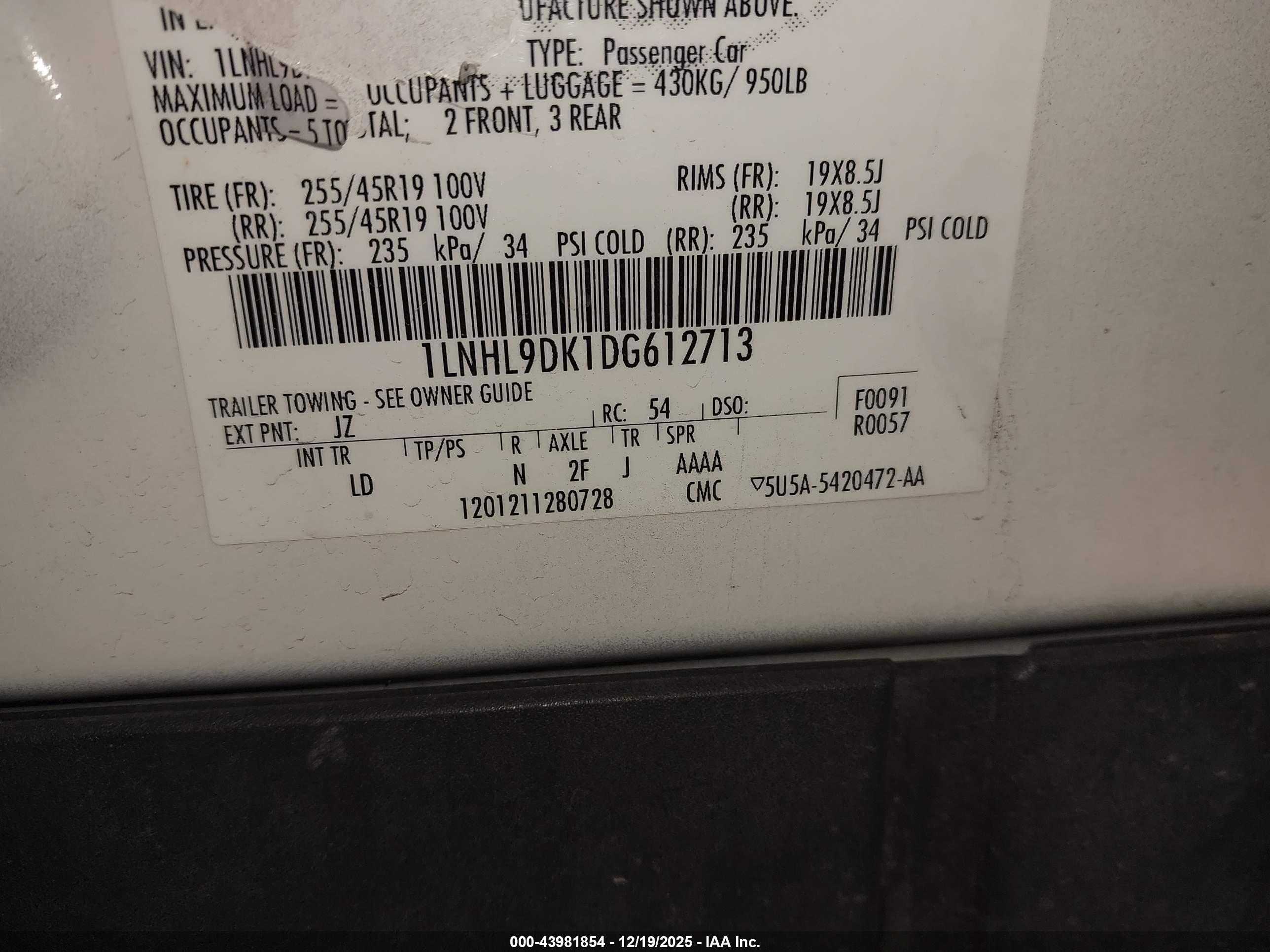 LINCOLN MKS image 9
