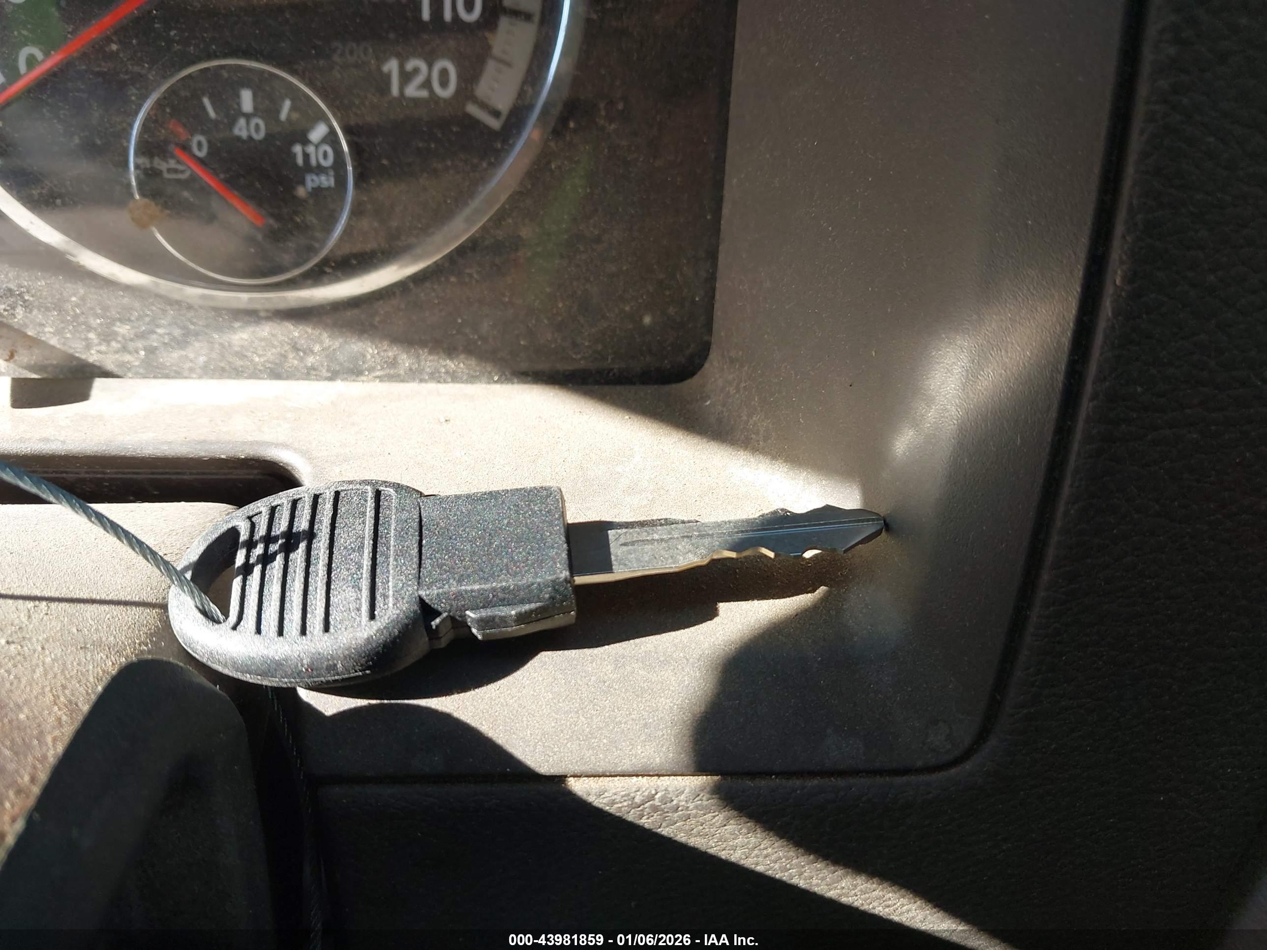 DODGE RAM image 11