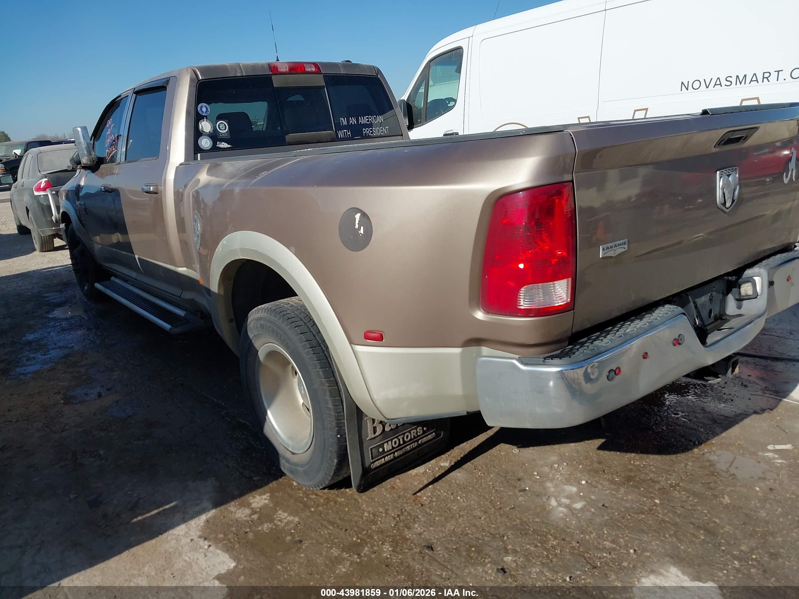 DODGE RAM image 3