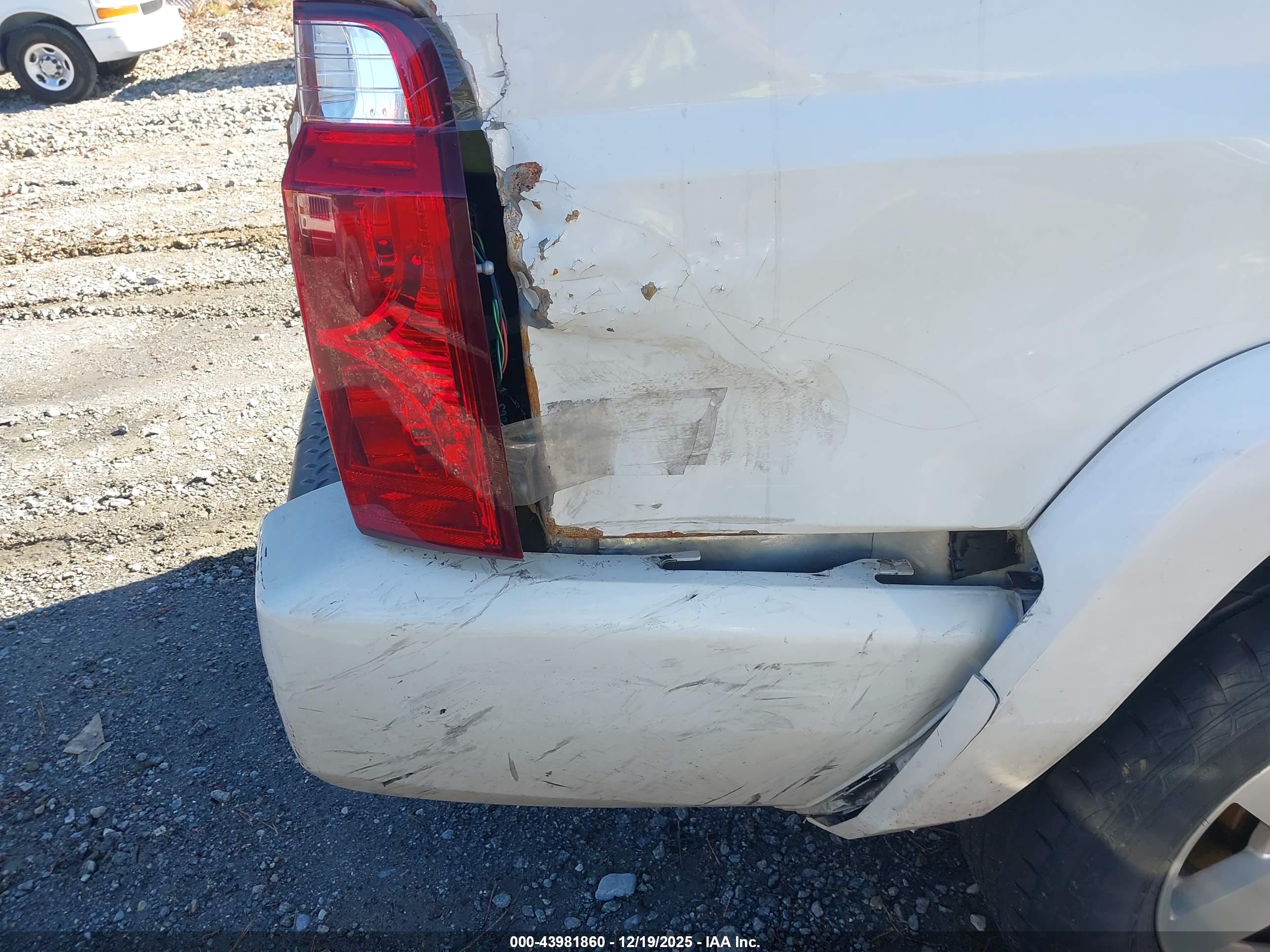 JEEP COMMANDER image 6