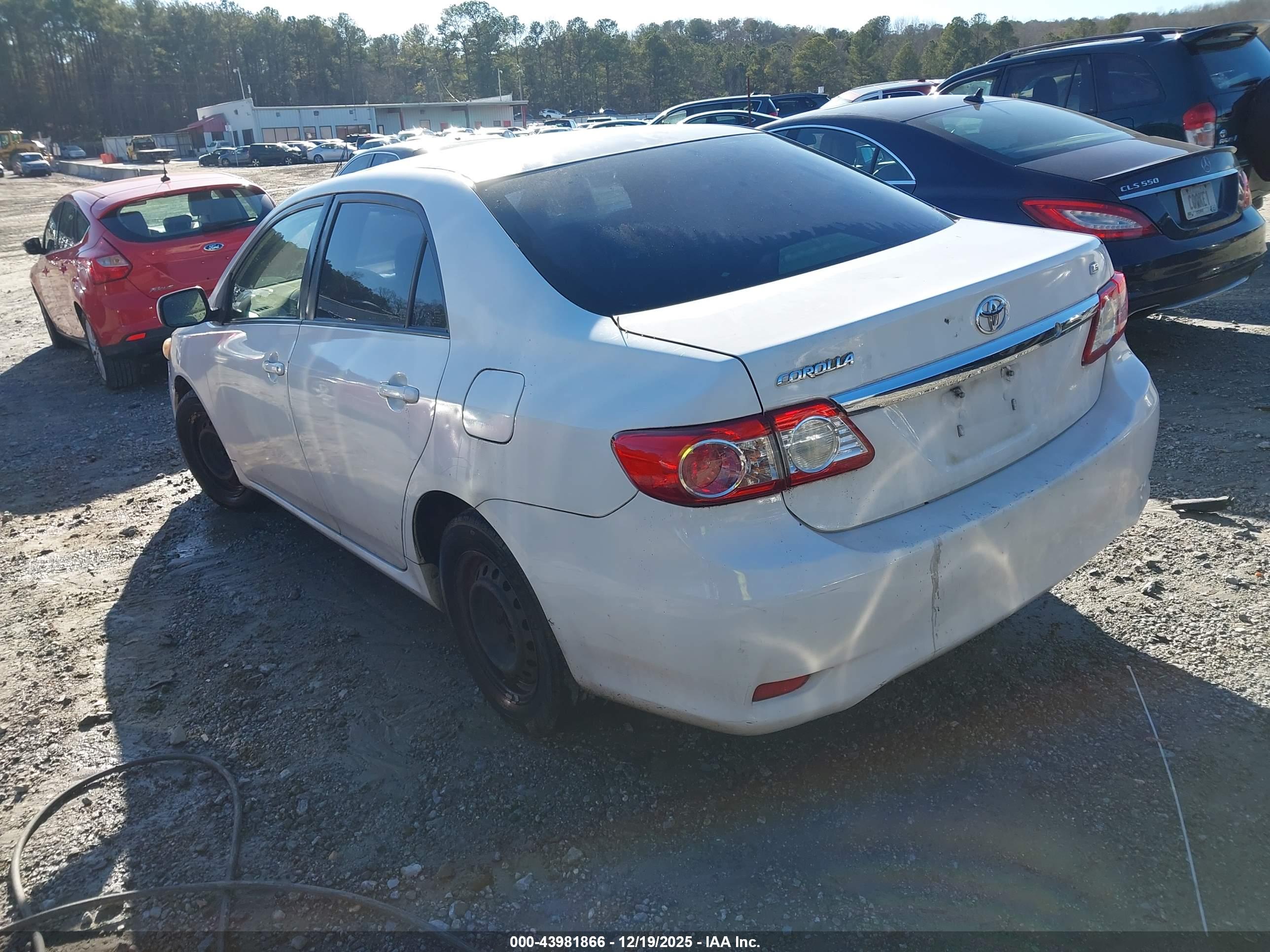 TOYOTA COROLLA image 3