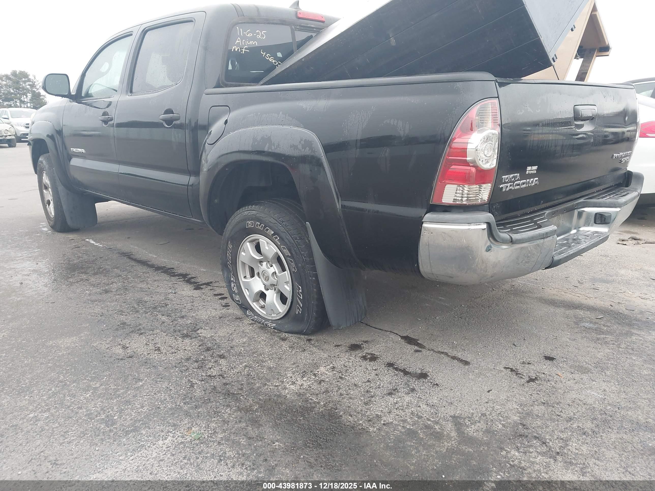 TOYOTA TACOMA image 3