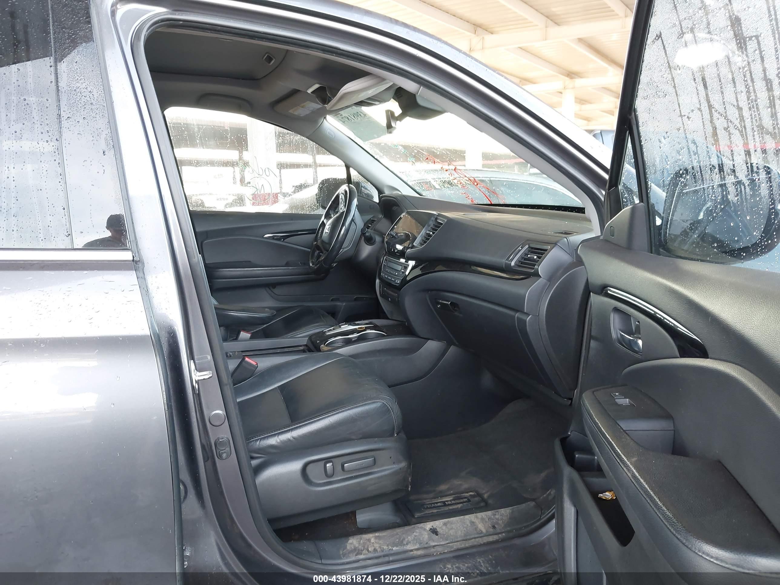 HONDA PILOT image 5
