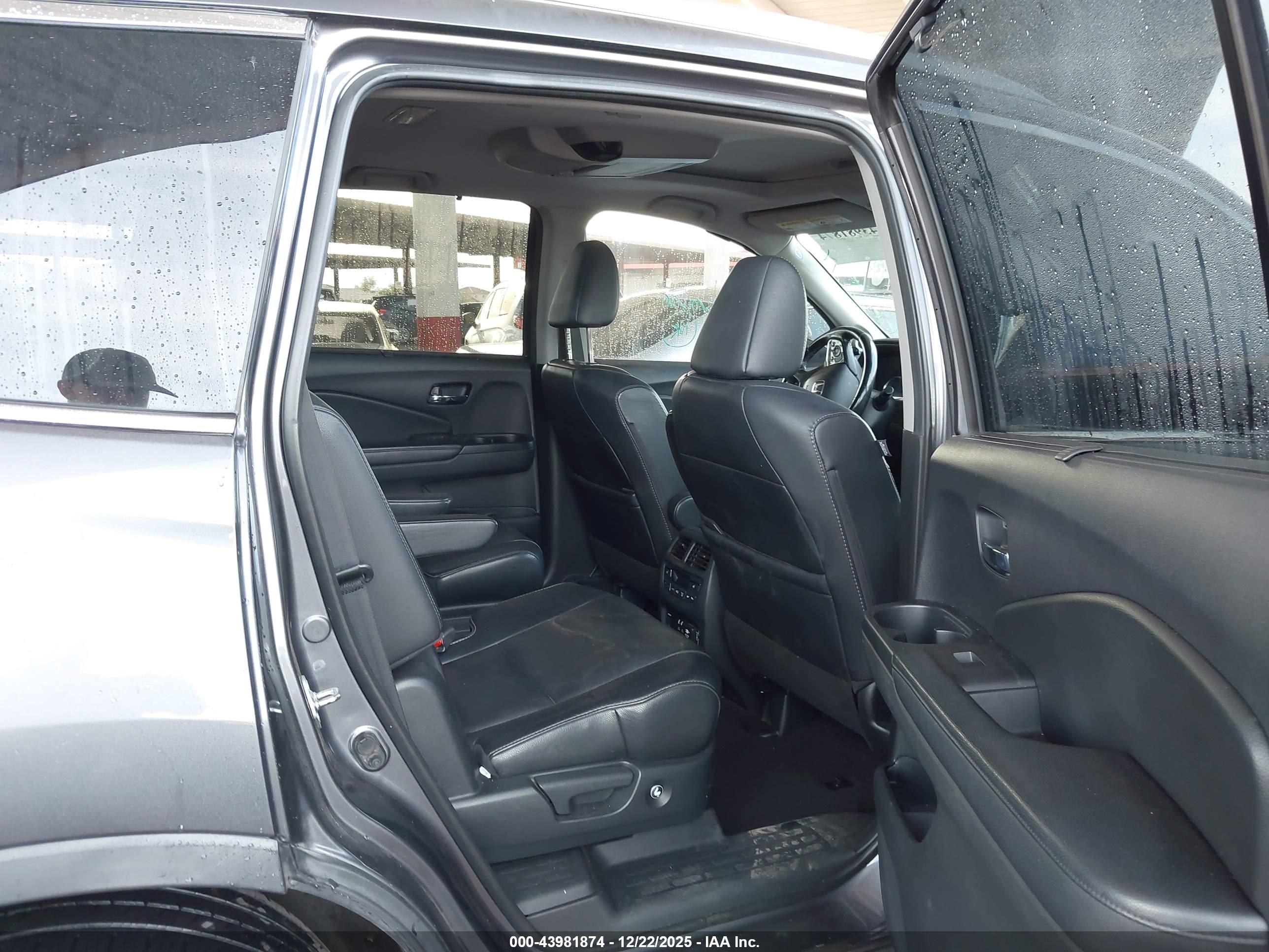 HONDA PILOT image 8