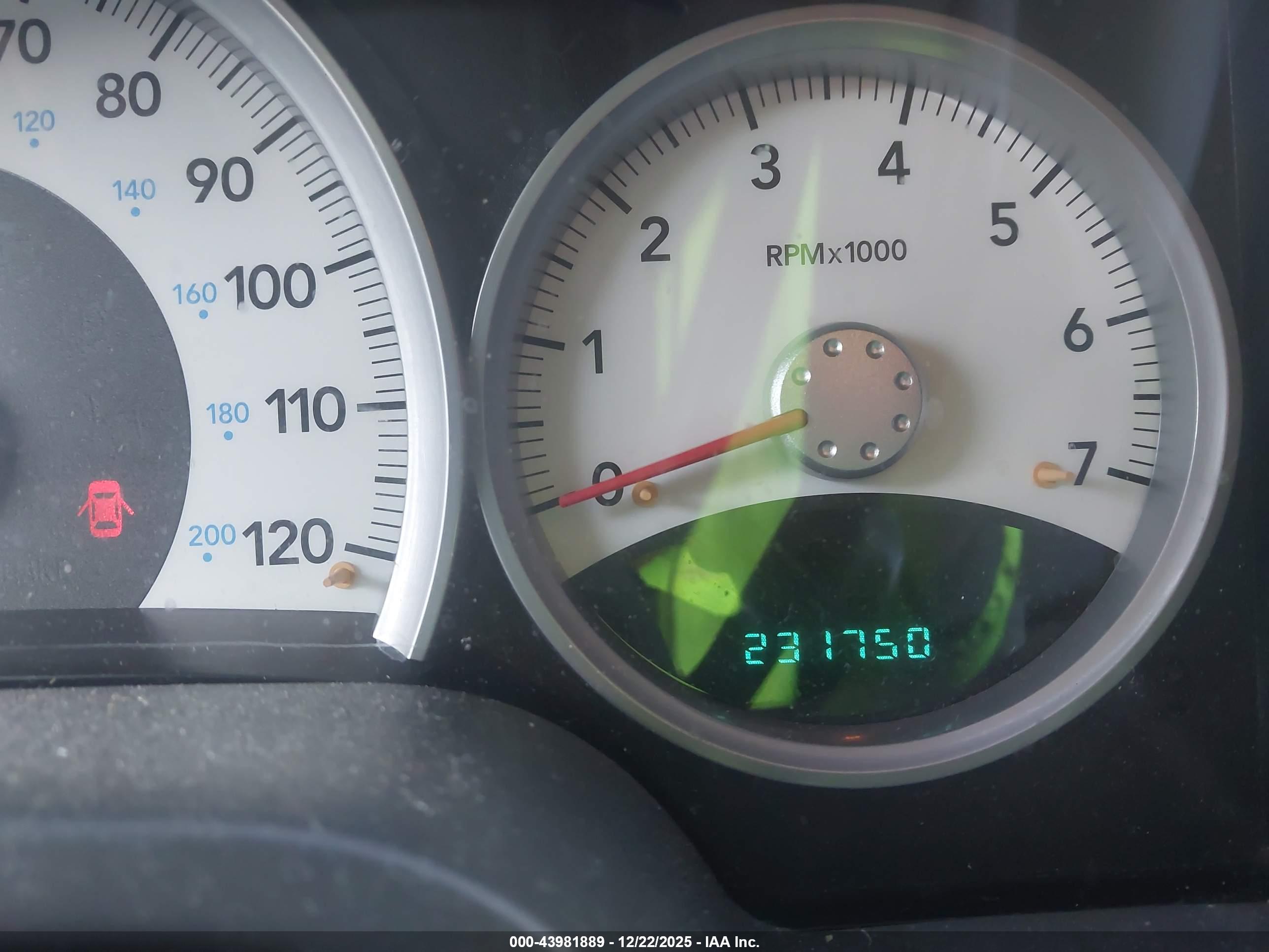 DODGE DAKOTA image 7