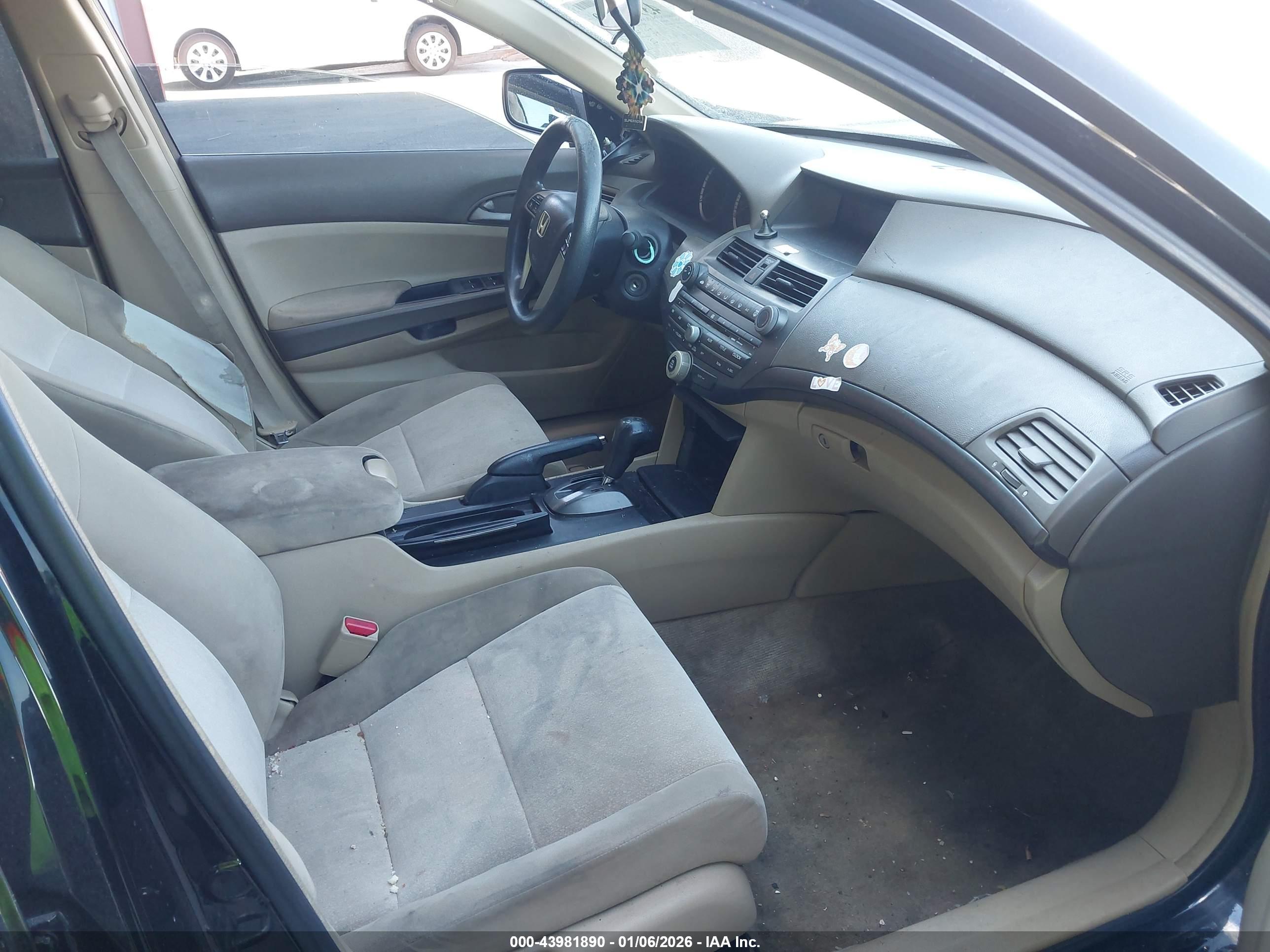 HONDA ACCORD image 5