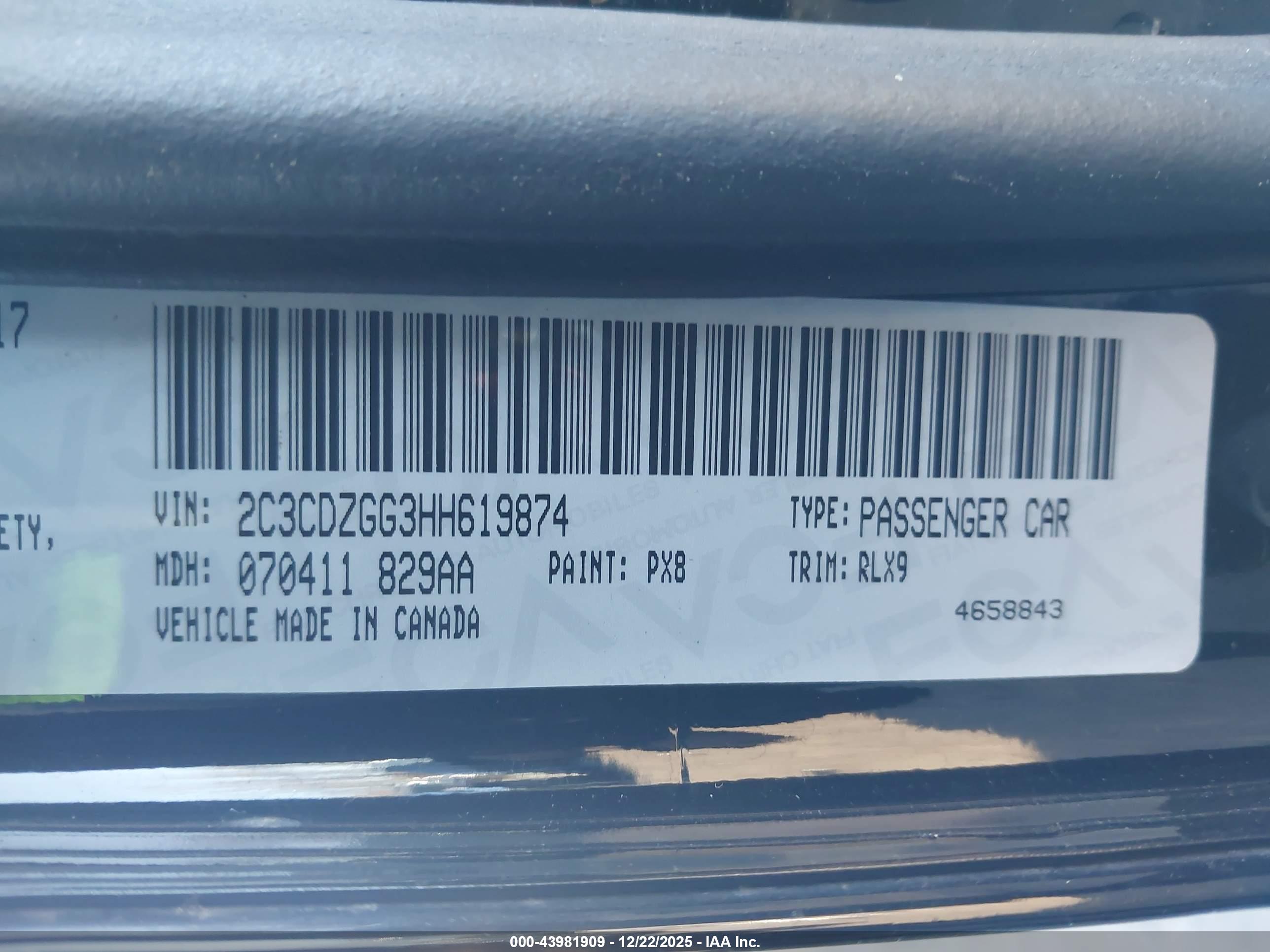 DODGE CHALLENGER image 9