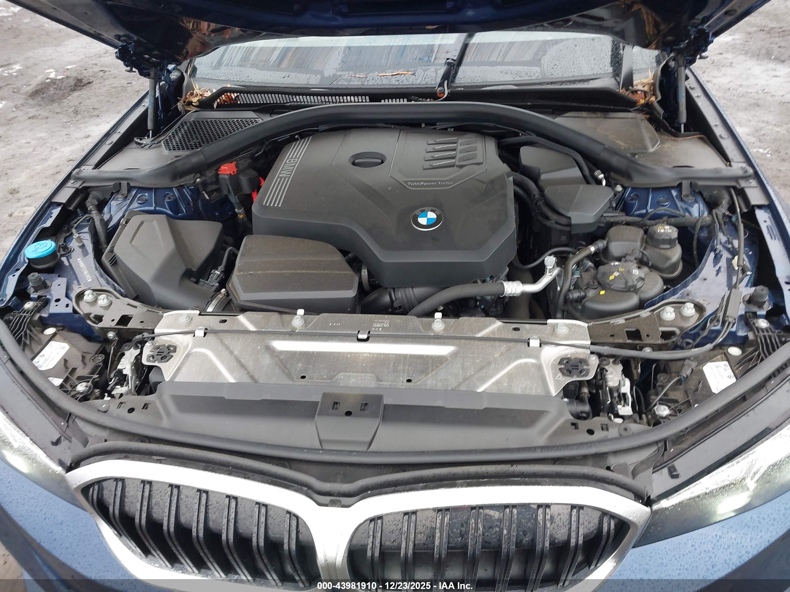 BMW 330I image 10