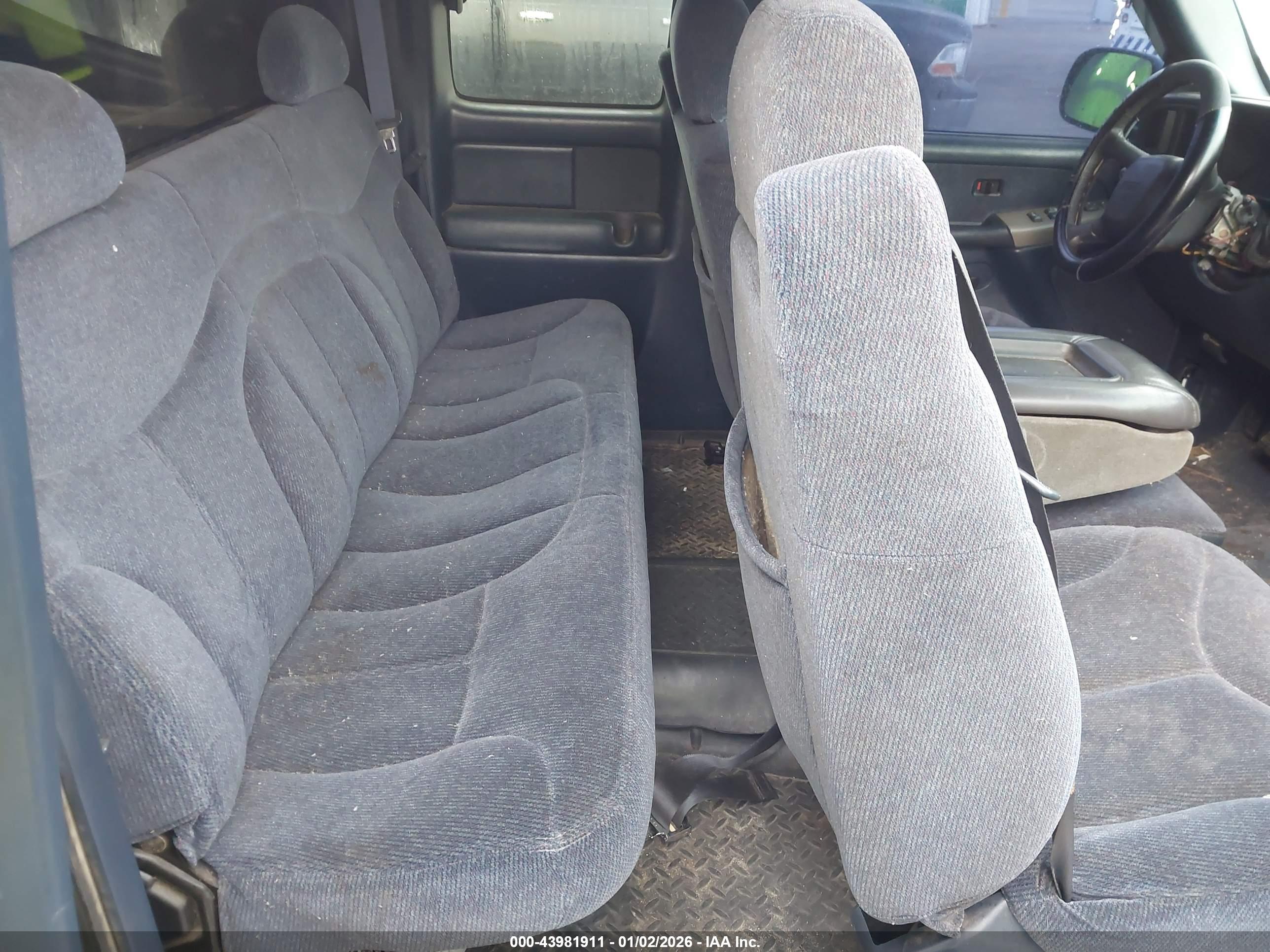 GMC SIERRA image 8