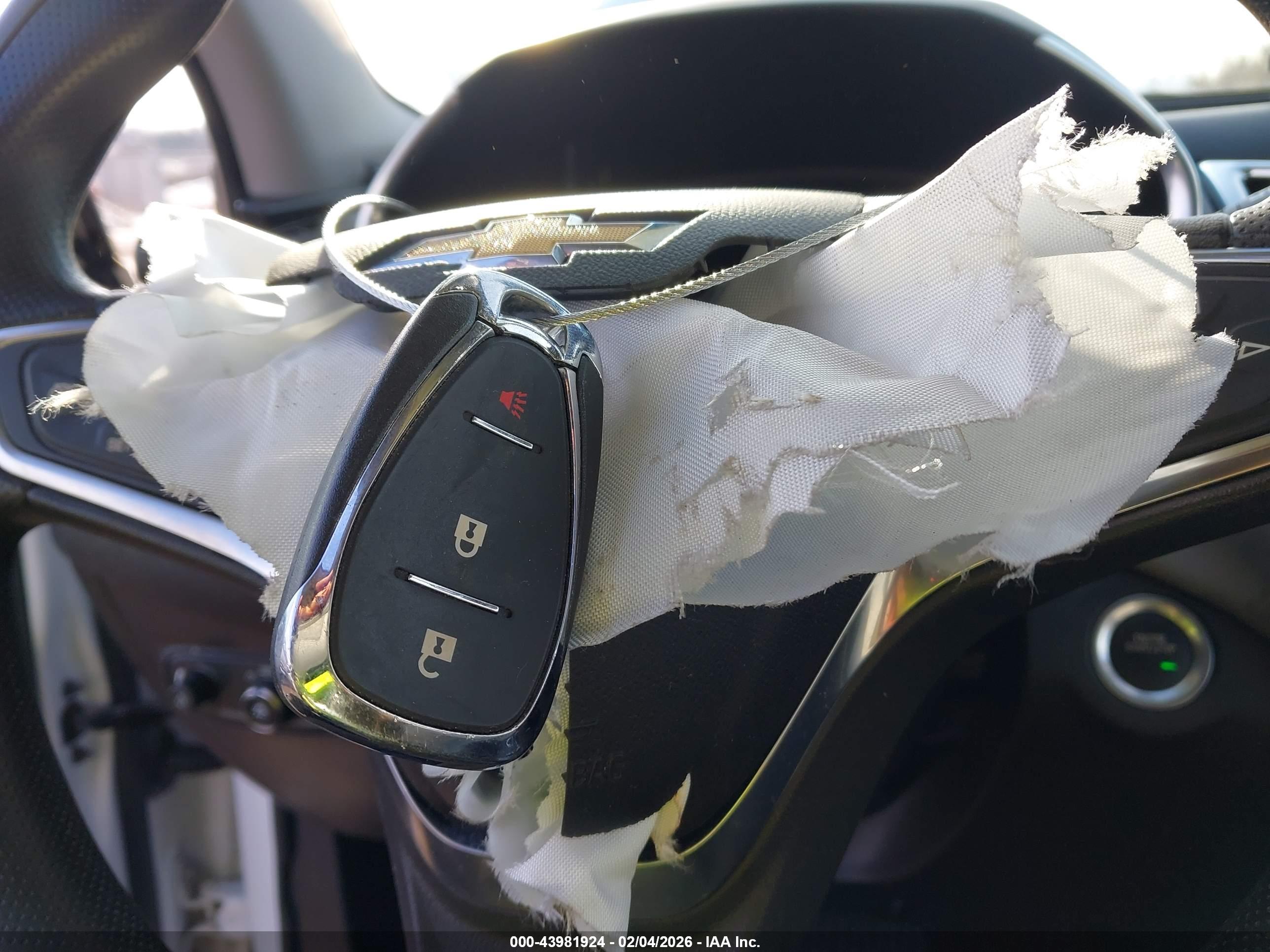 CHEVROLET EQUINOX image 11