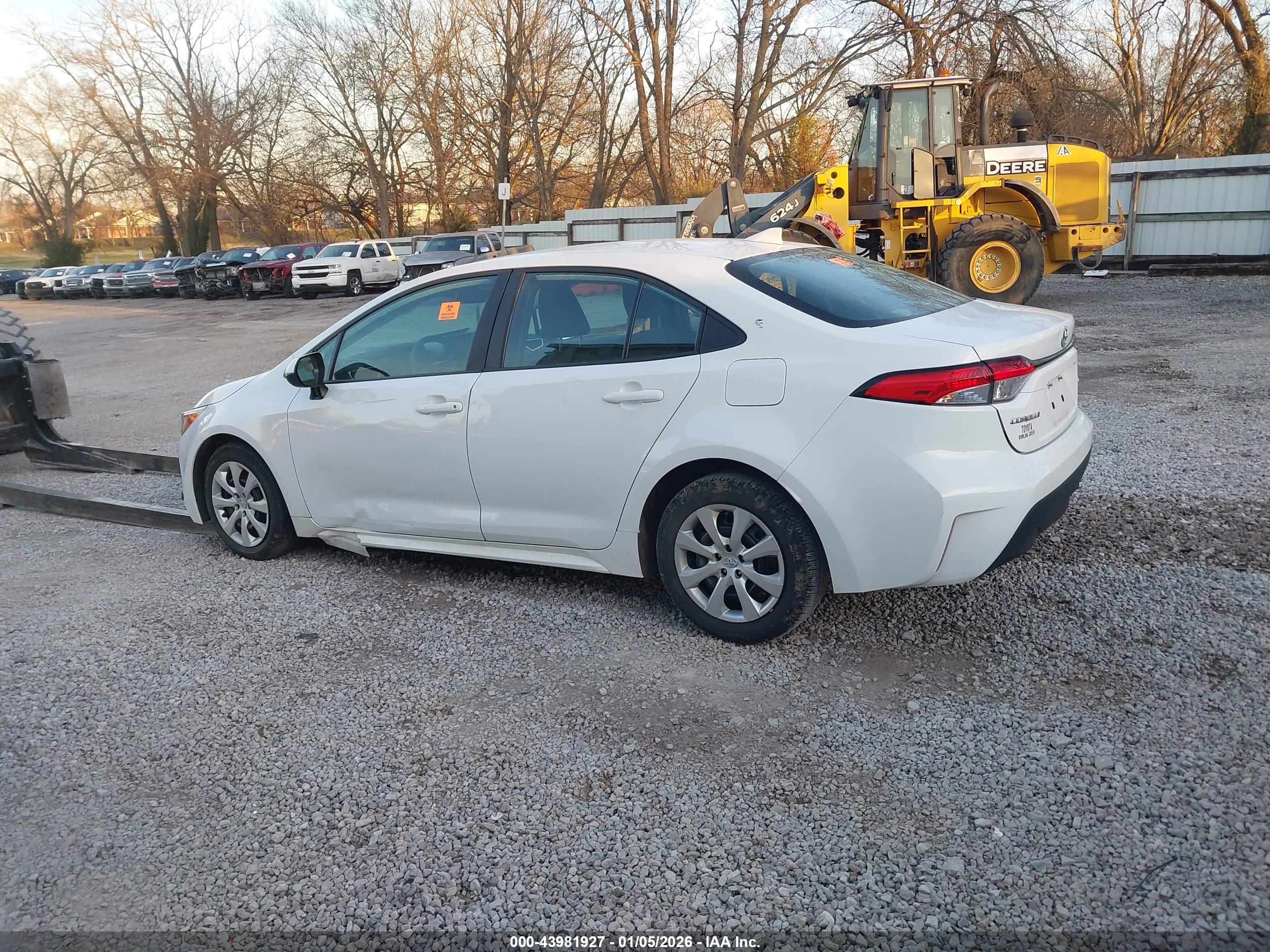 TOYOTA COROLLA image 3