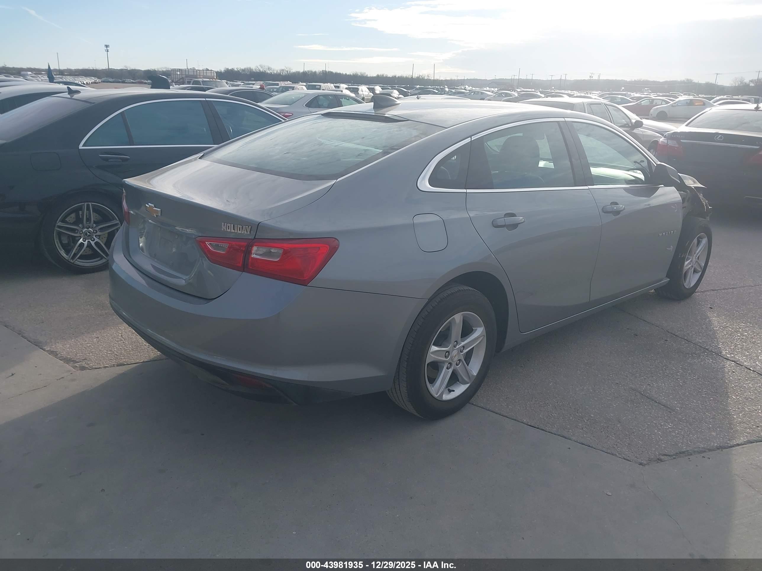 CHEVROLET MALIBU image 4