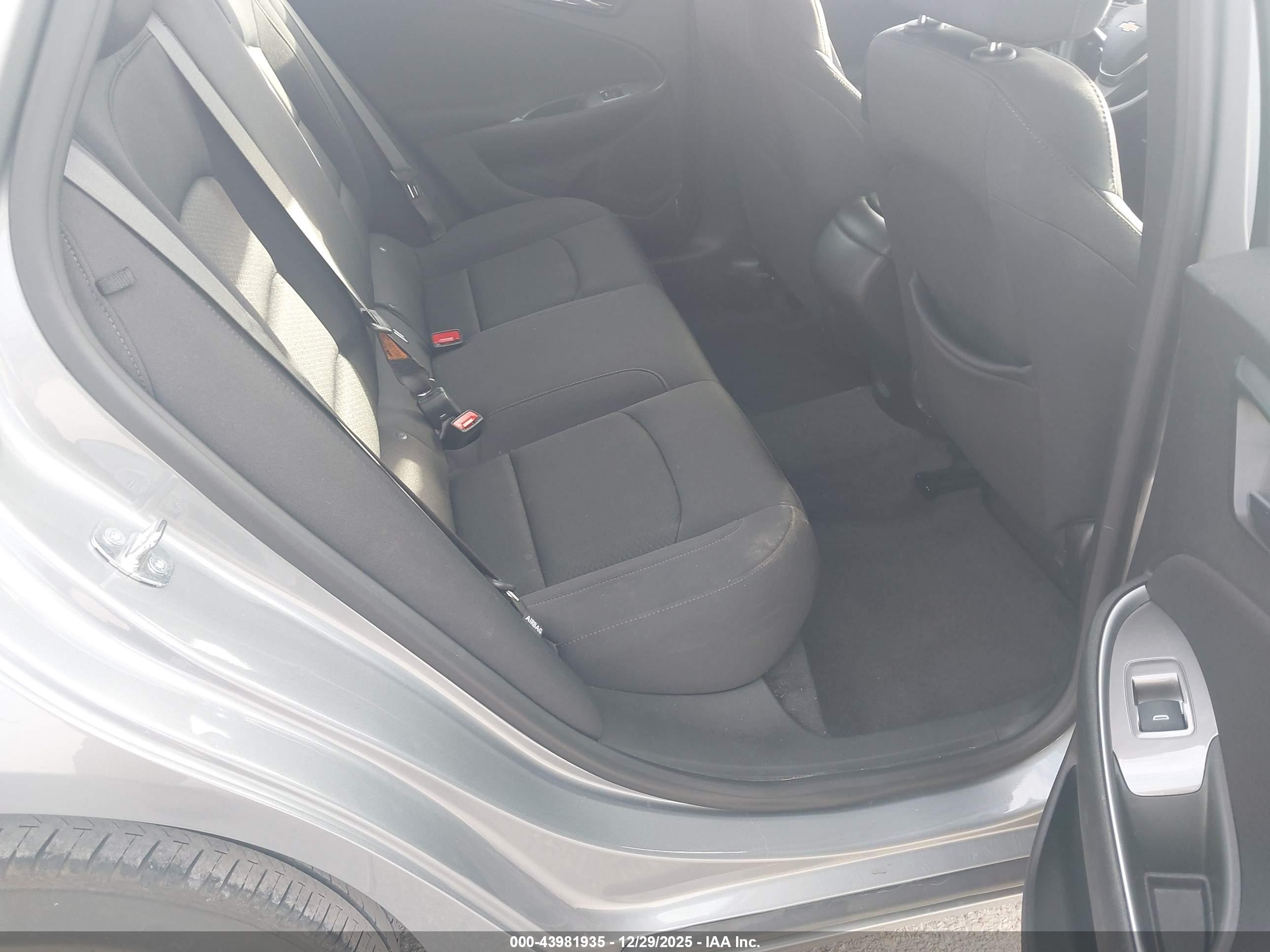 CHEVROLET MALIBU image 8
