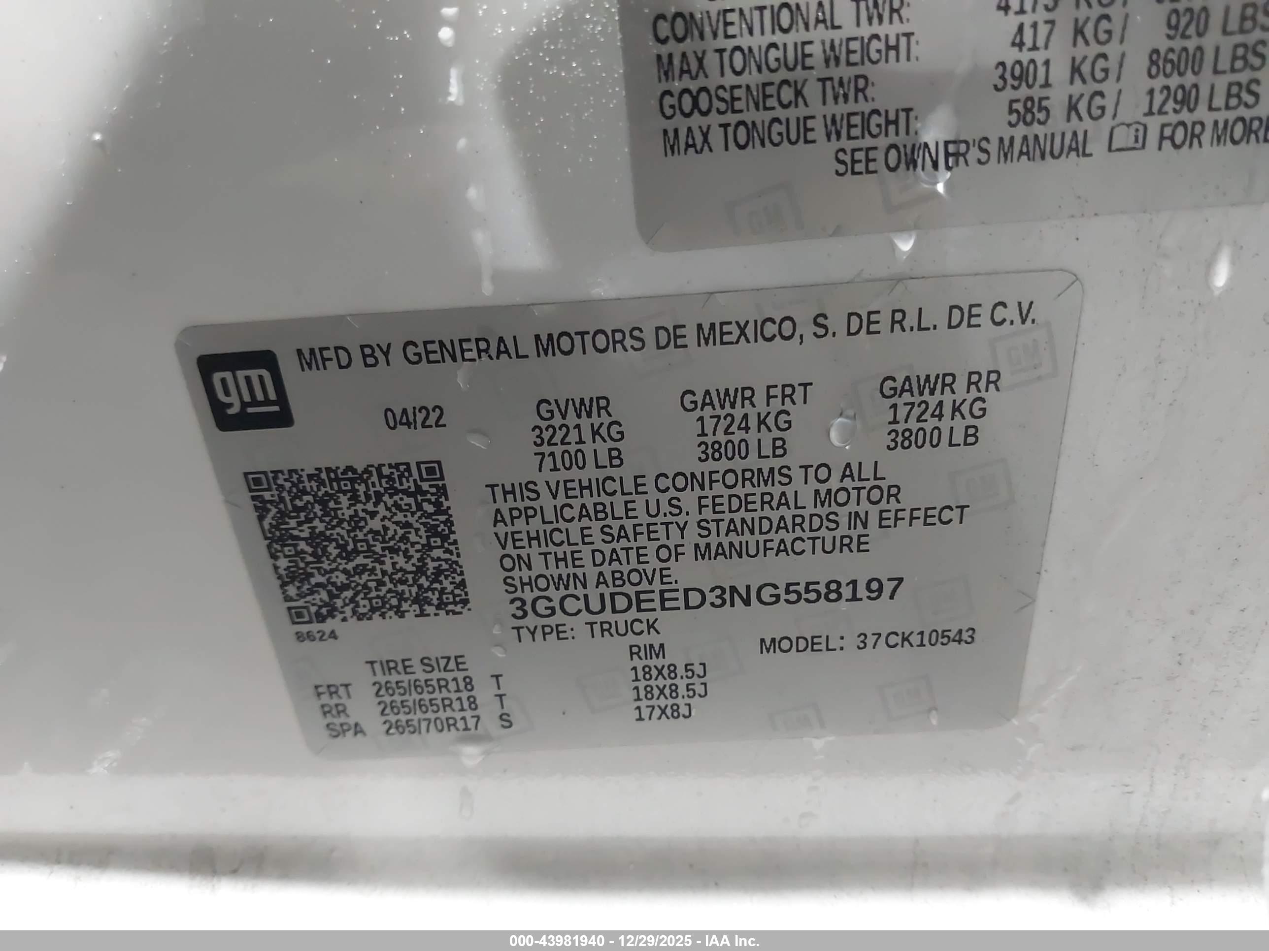 CHEVROLET SILVERADO image 9