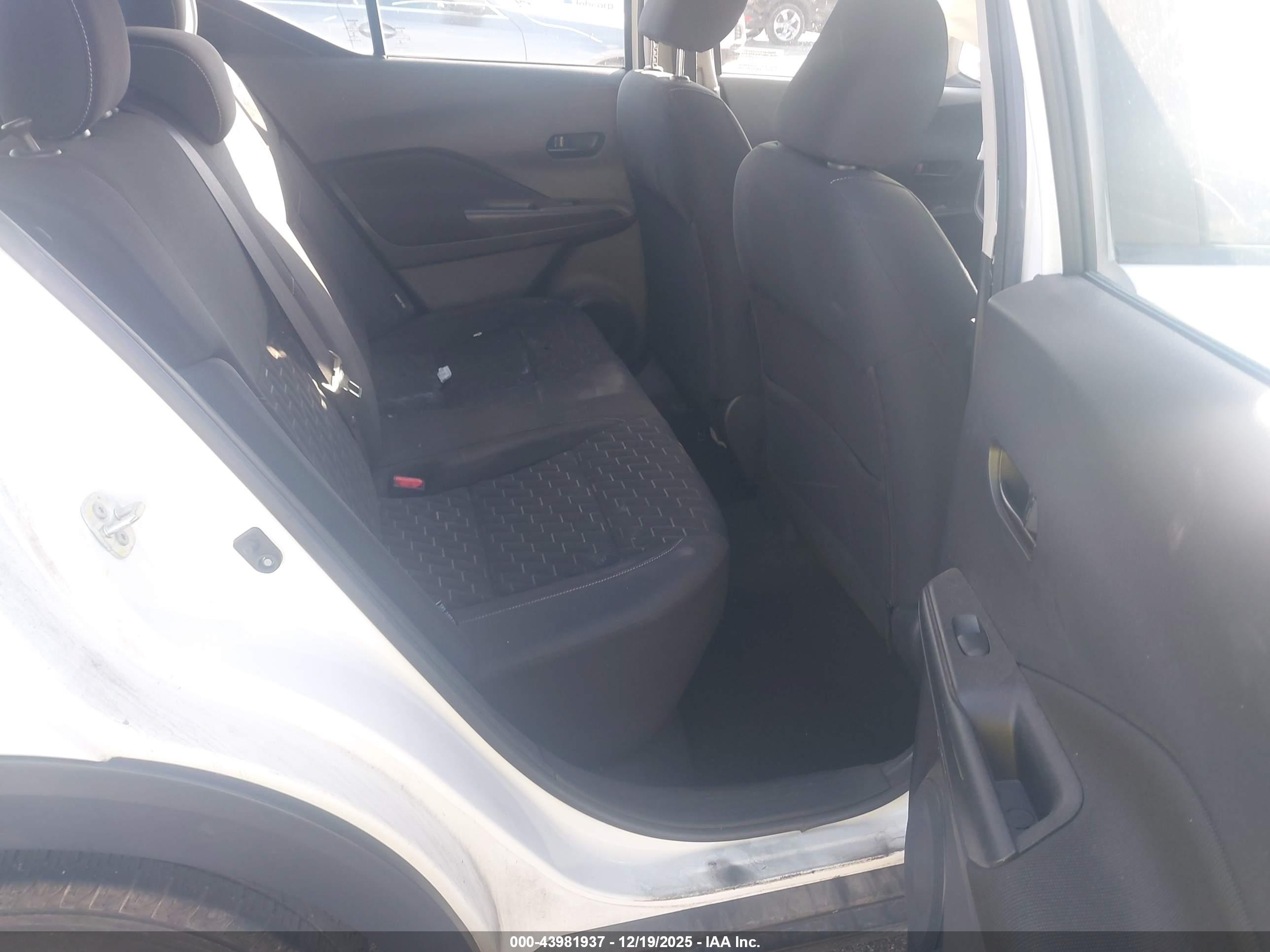 NISSAN KICKS image 8
