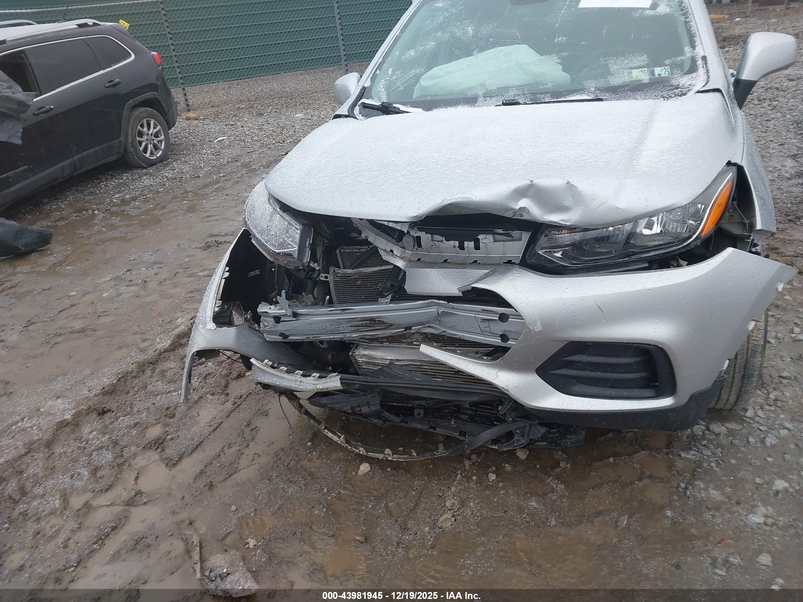 CHEVROLET TRAX image 6