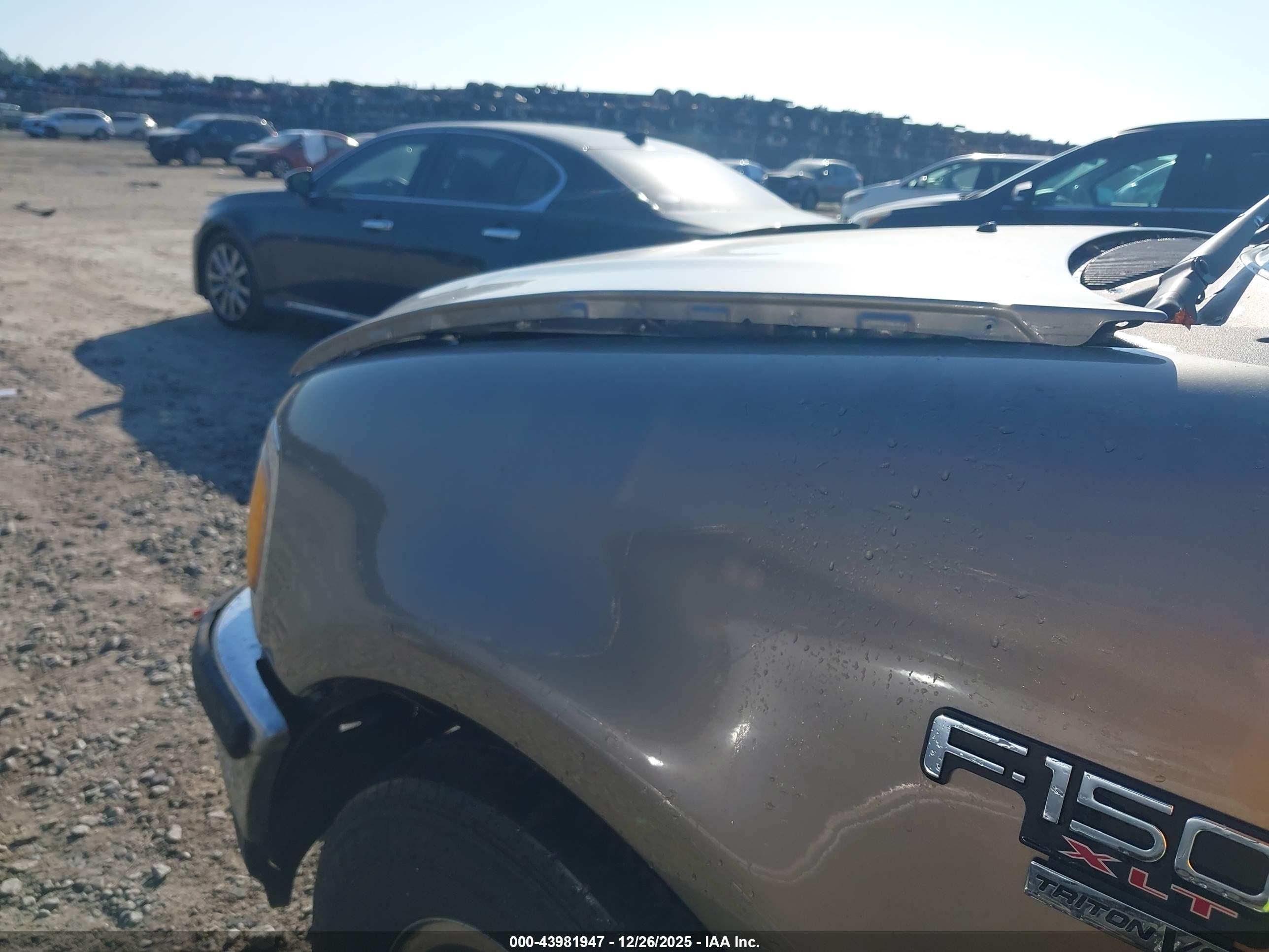 FORD F-150 image 6