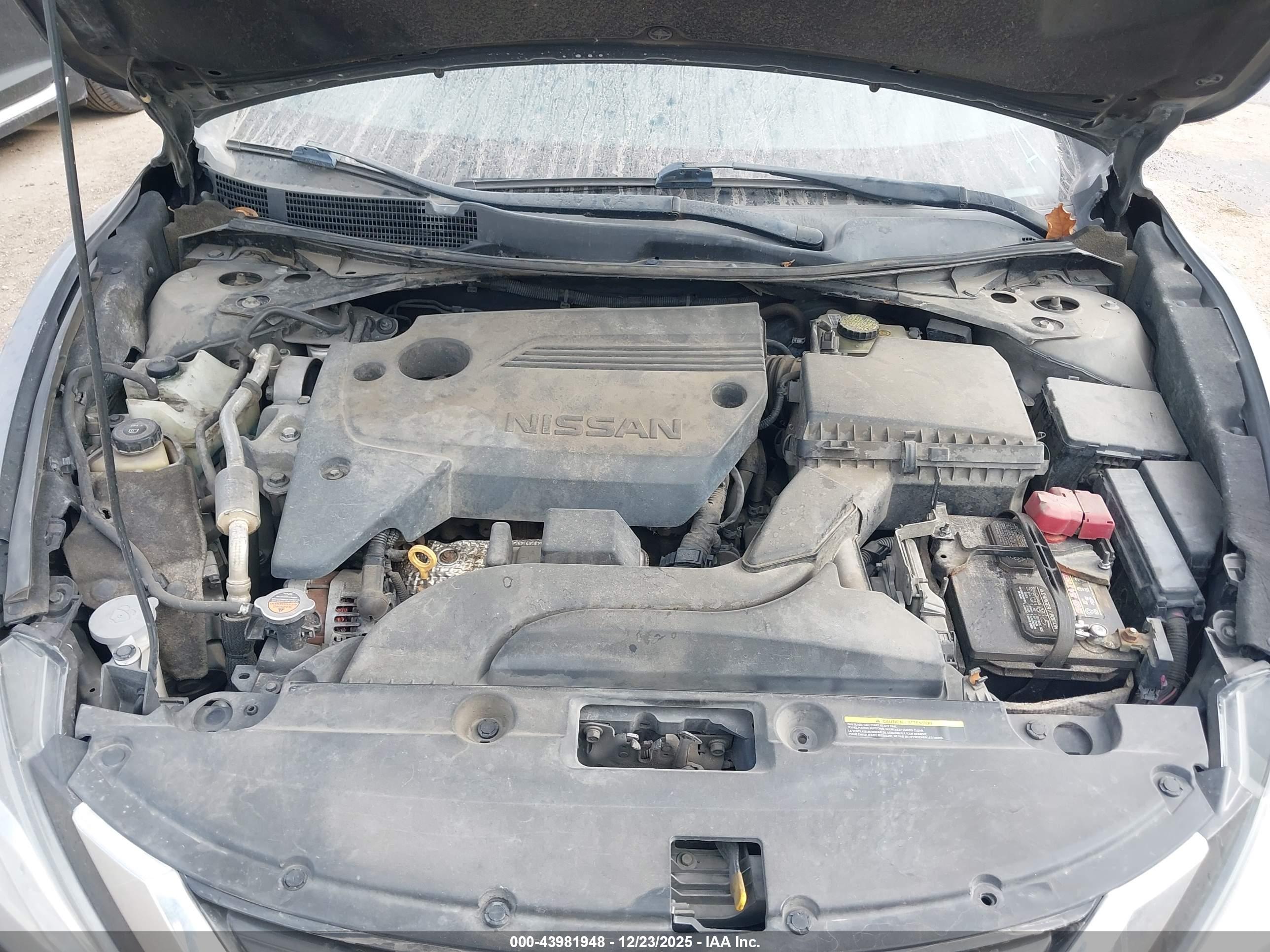 NISSAN ALTIMA image 10