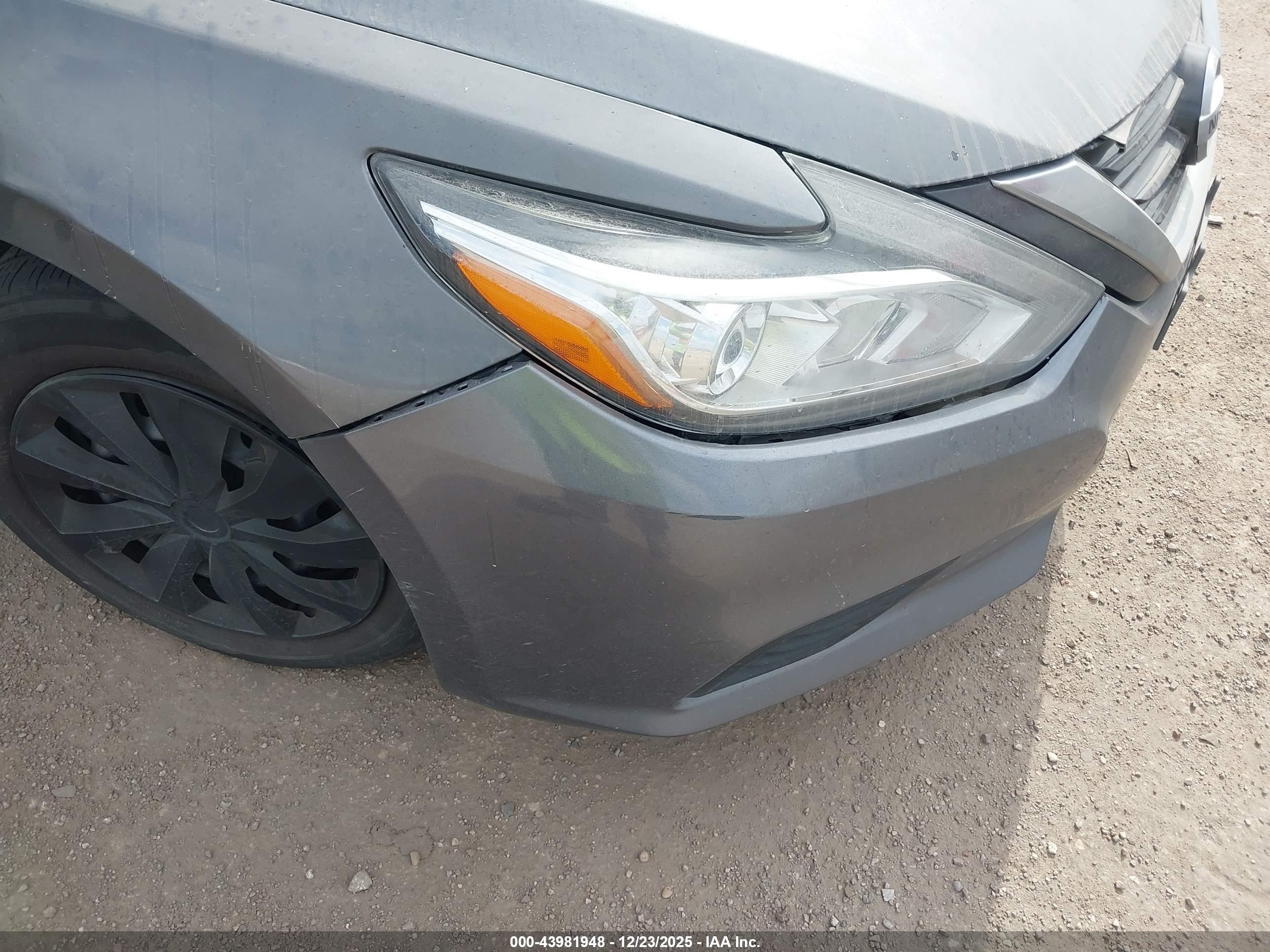 NISSAN ALTIMA image 6