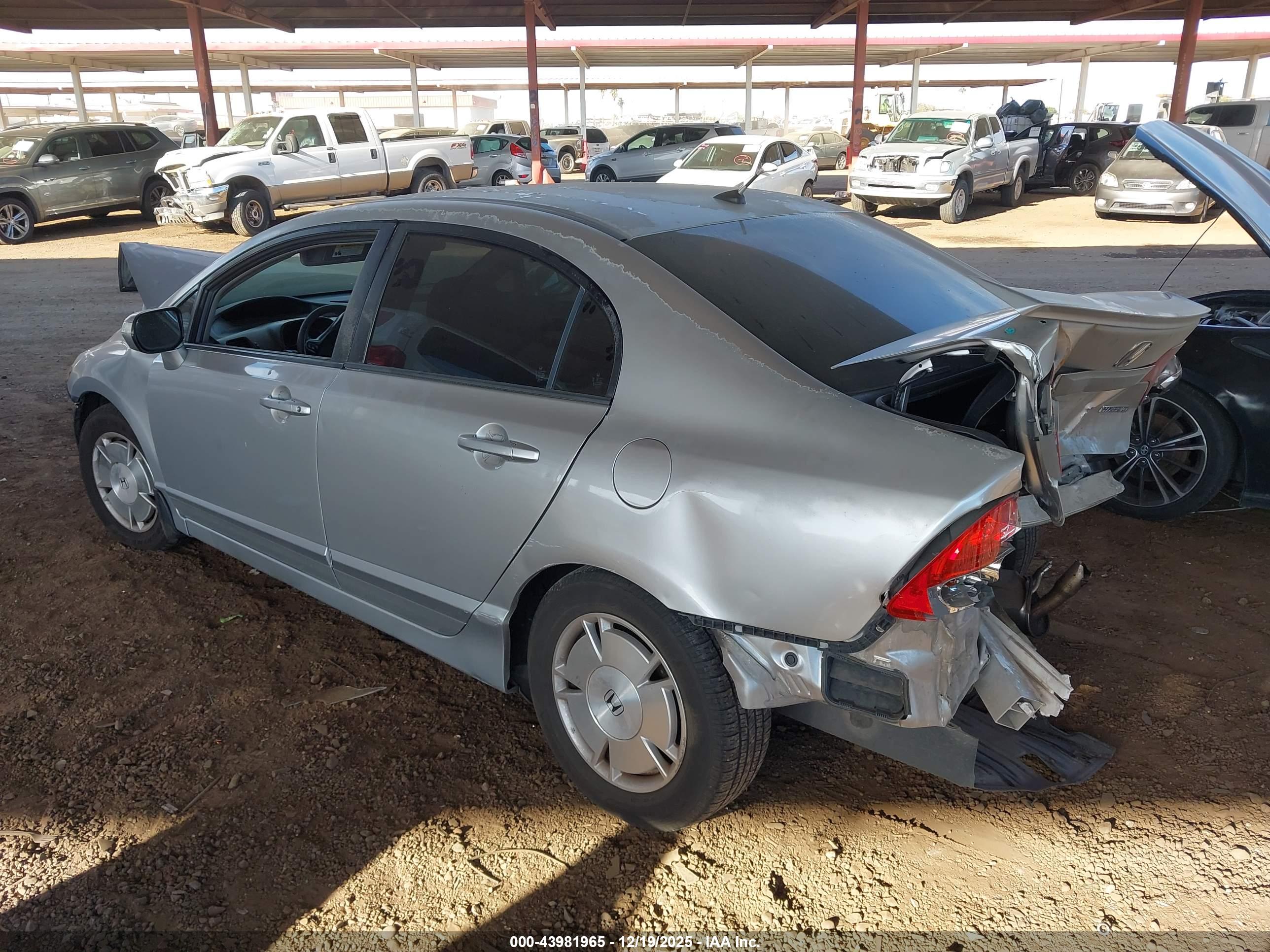 HONDA CIVIC image 3