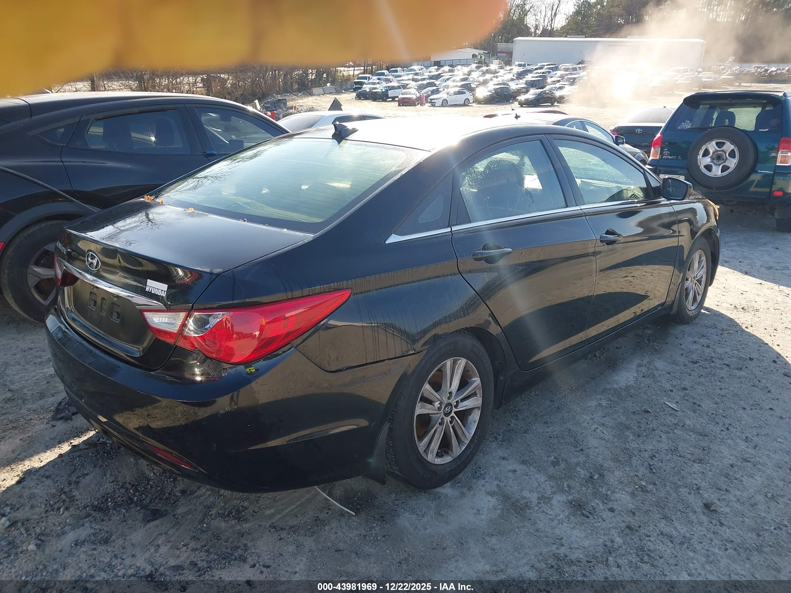 HYUNDAI SONATA image 4