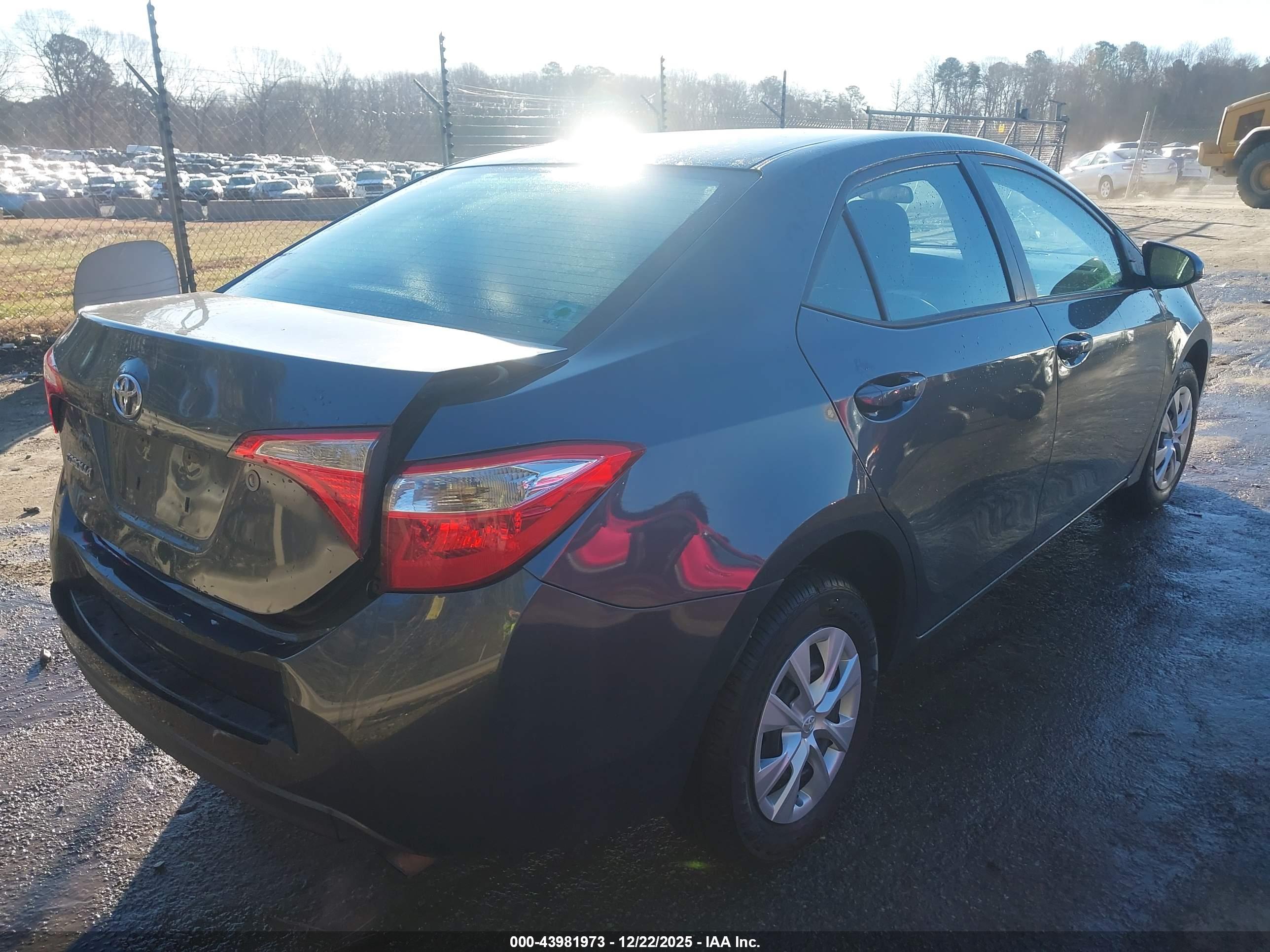TOYOTA COROLLA image 4