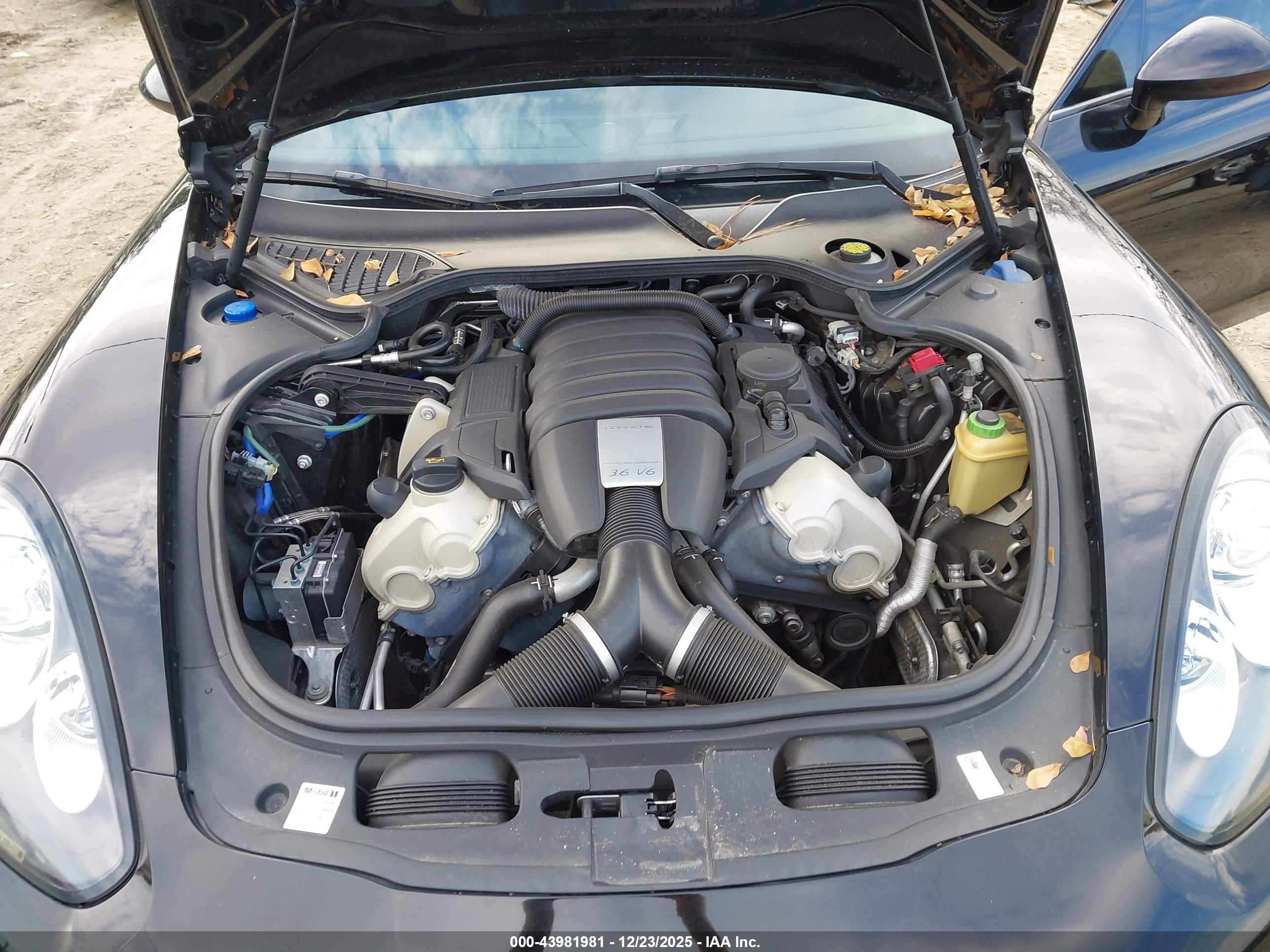 PORSCHE PANAMERA image 10