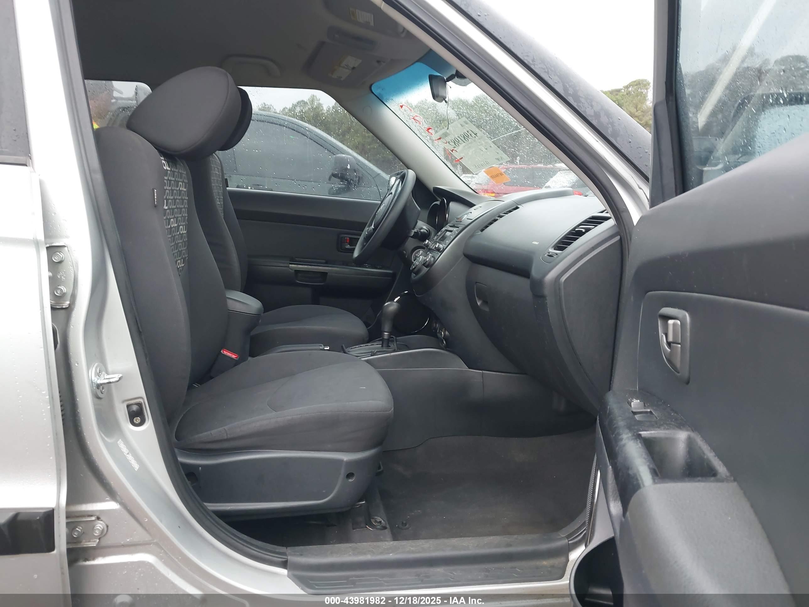 KIA SOUL image 5