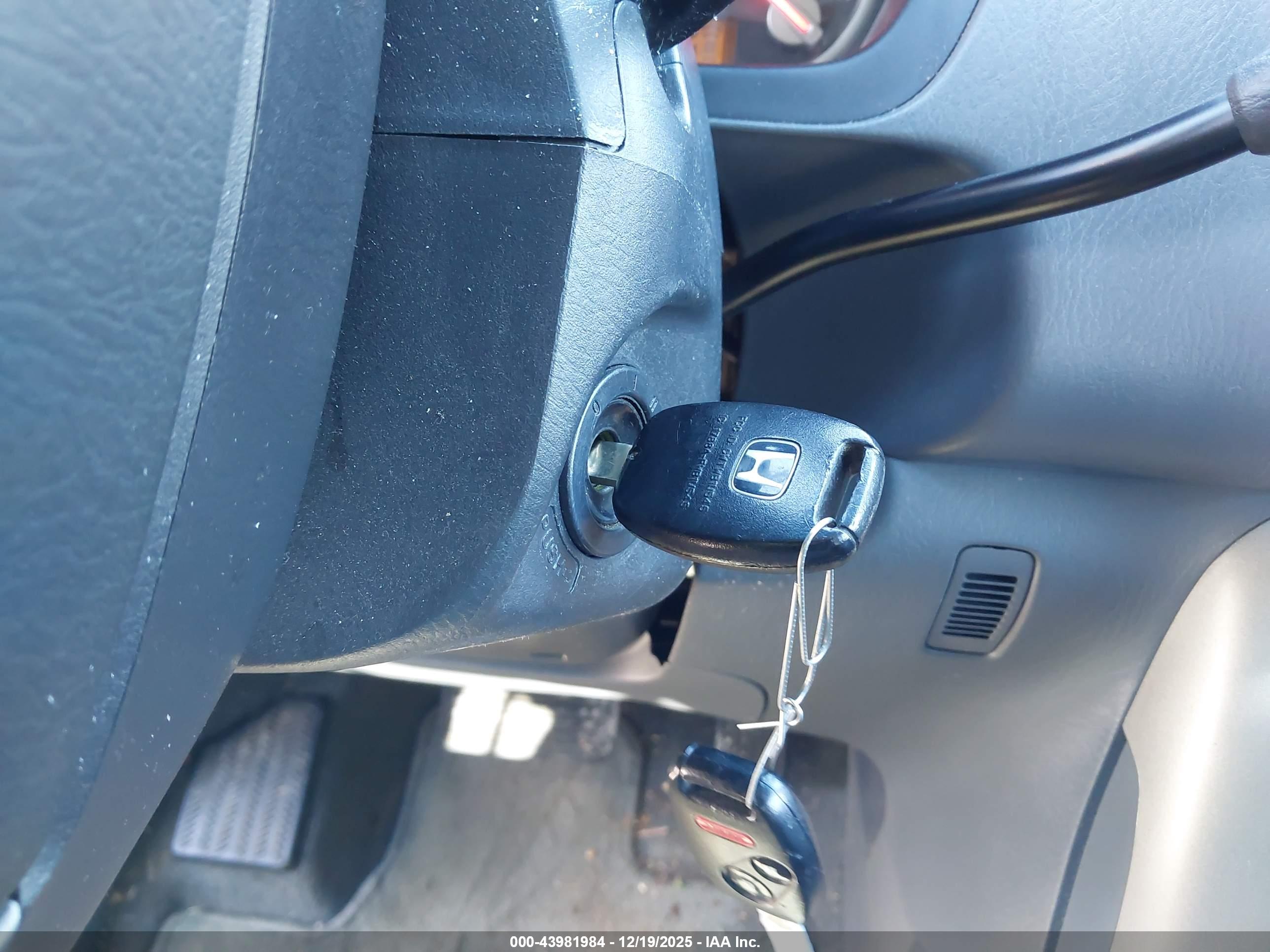 HONDA PILOT image 11